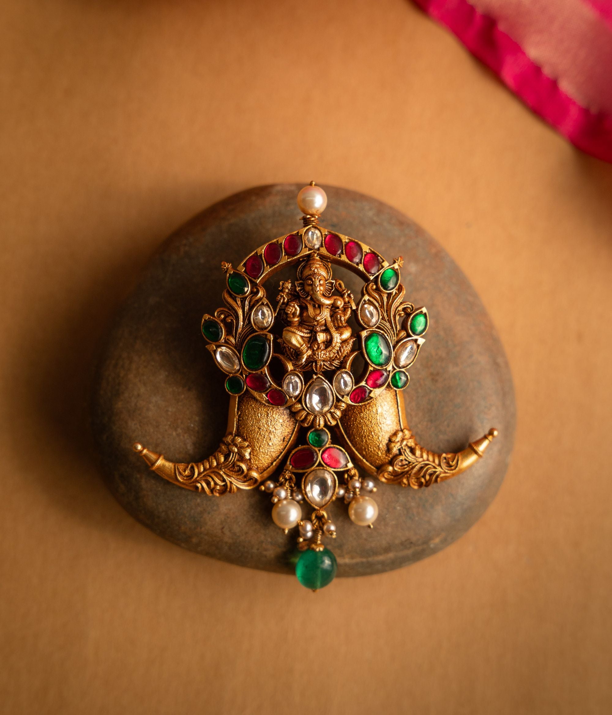 Handcrafted-silver-jewellery-pendant-Chennai.jpg