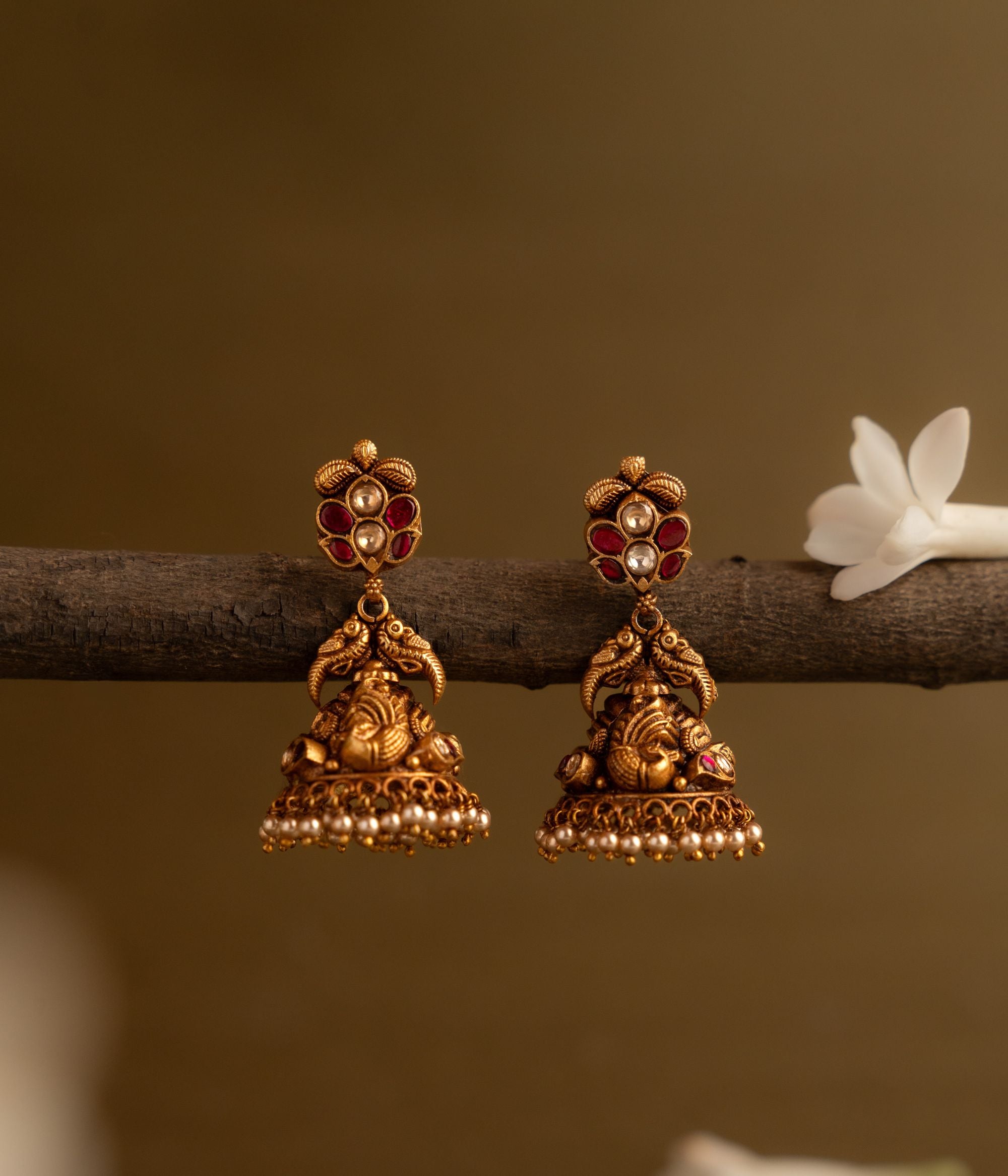 Luxury-silver-jewellery-earrings-Chennai.jpg