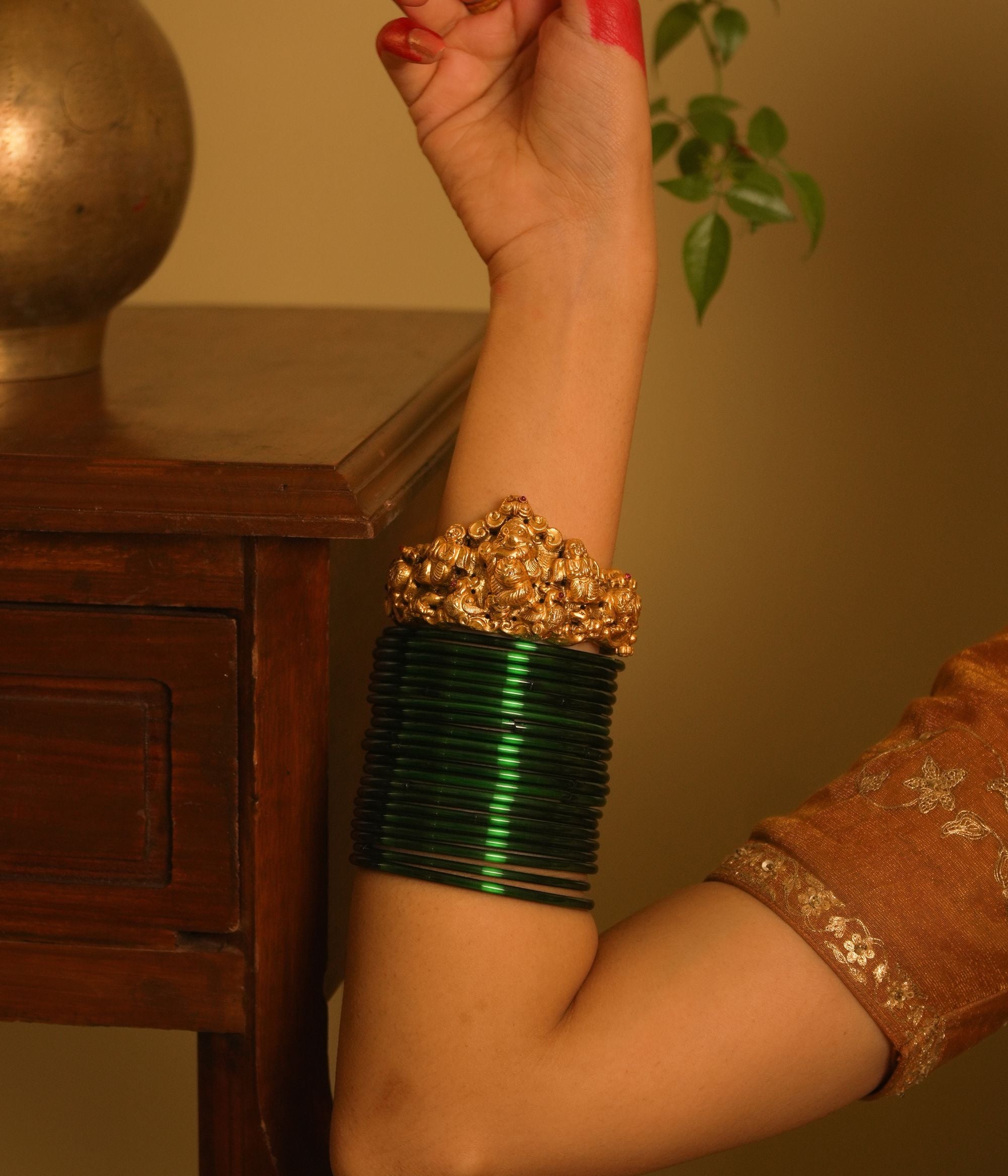 Luxury-silver-jewellery-kada-Chennai.jpg