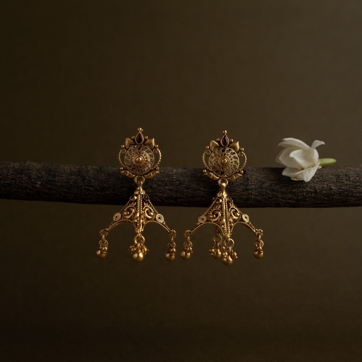 Traditional-silver-jewellery-earrings-Chennai.jpg