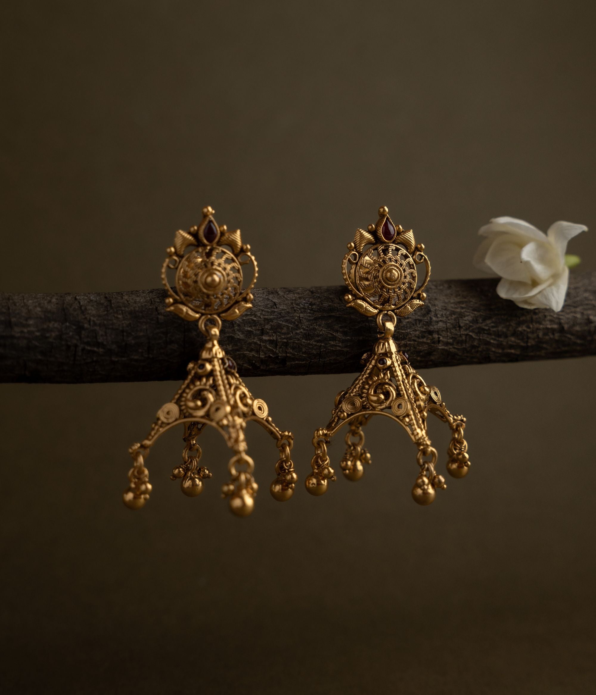Handcrafted-silver-jewellery-earrings-Chennai.jpg