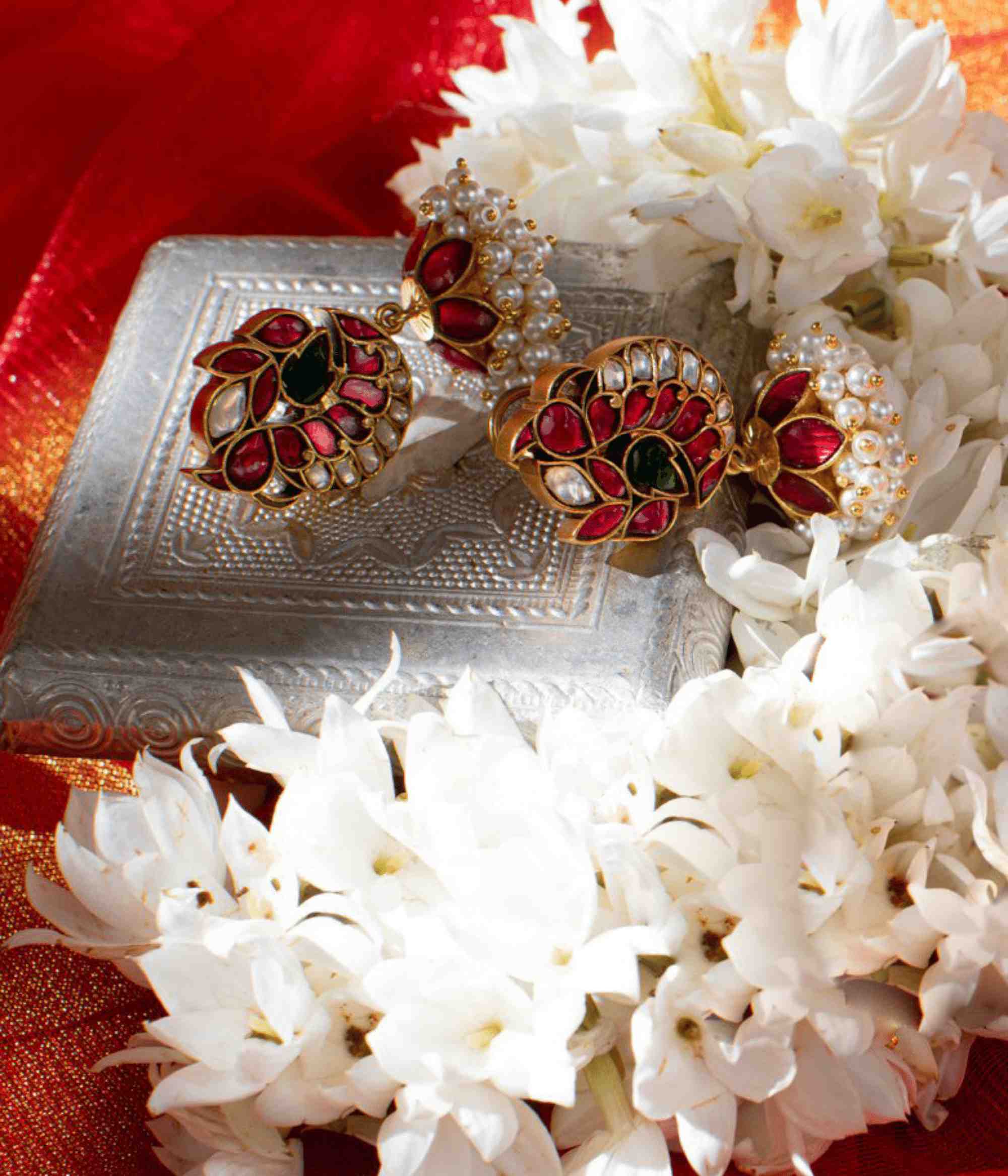Vitti Kundan Earrings