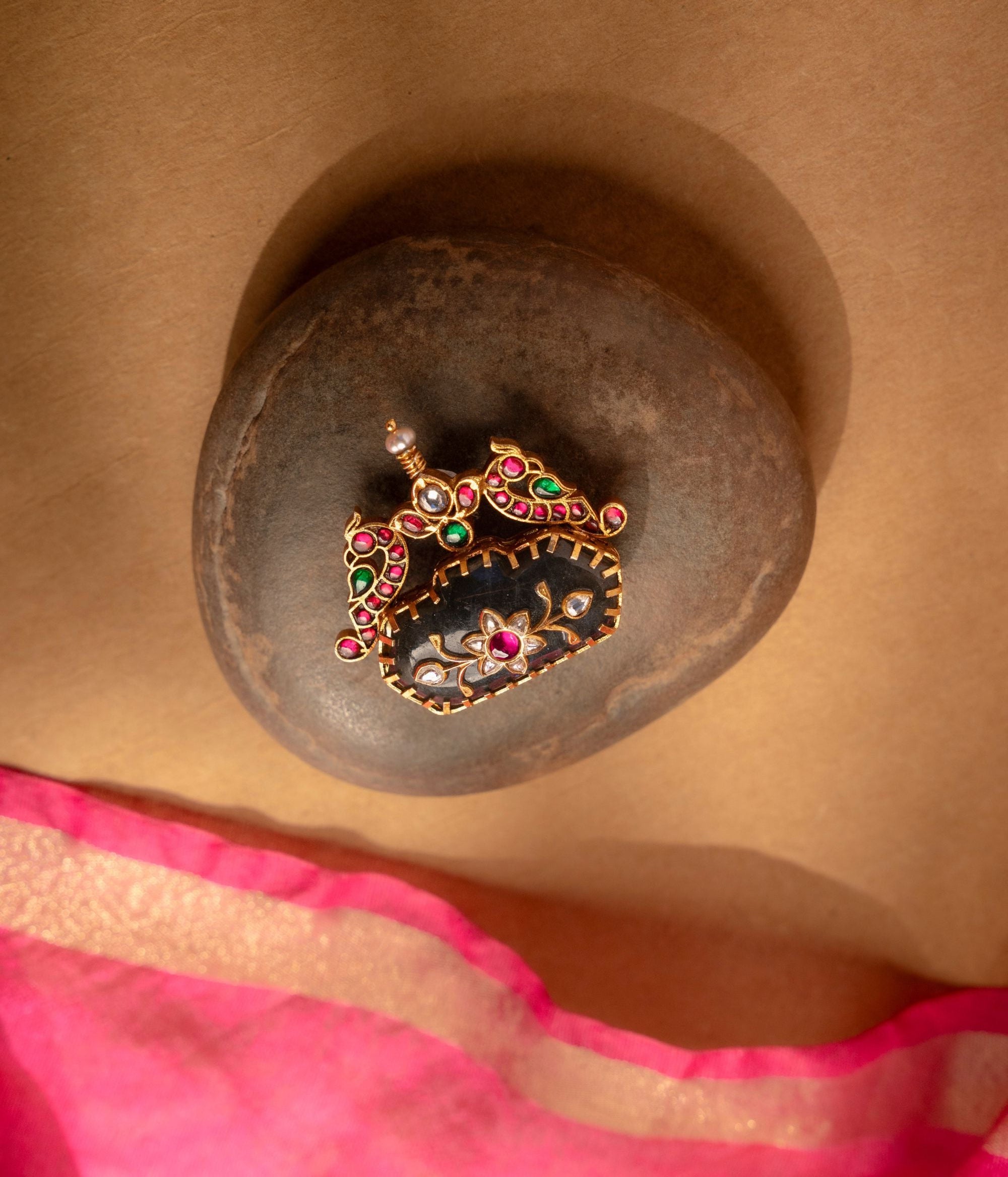 Handcrafted-silver-jewellery-pendant-Chennai.jpg
