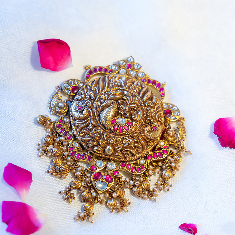 Elegant 92.5 sterling silver pendant in Chennai