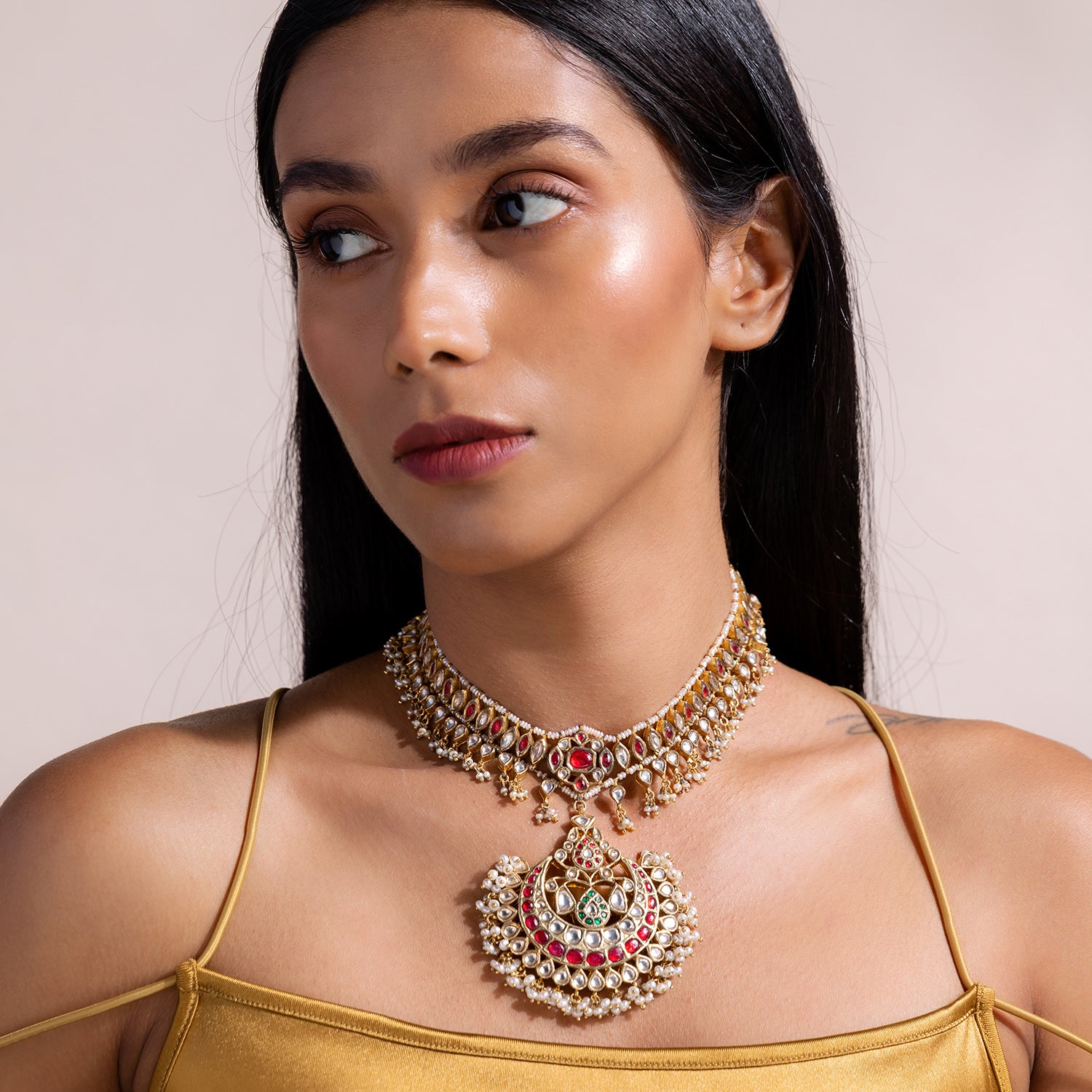 Alara Necklace