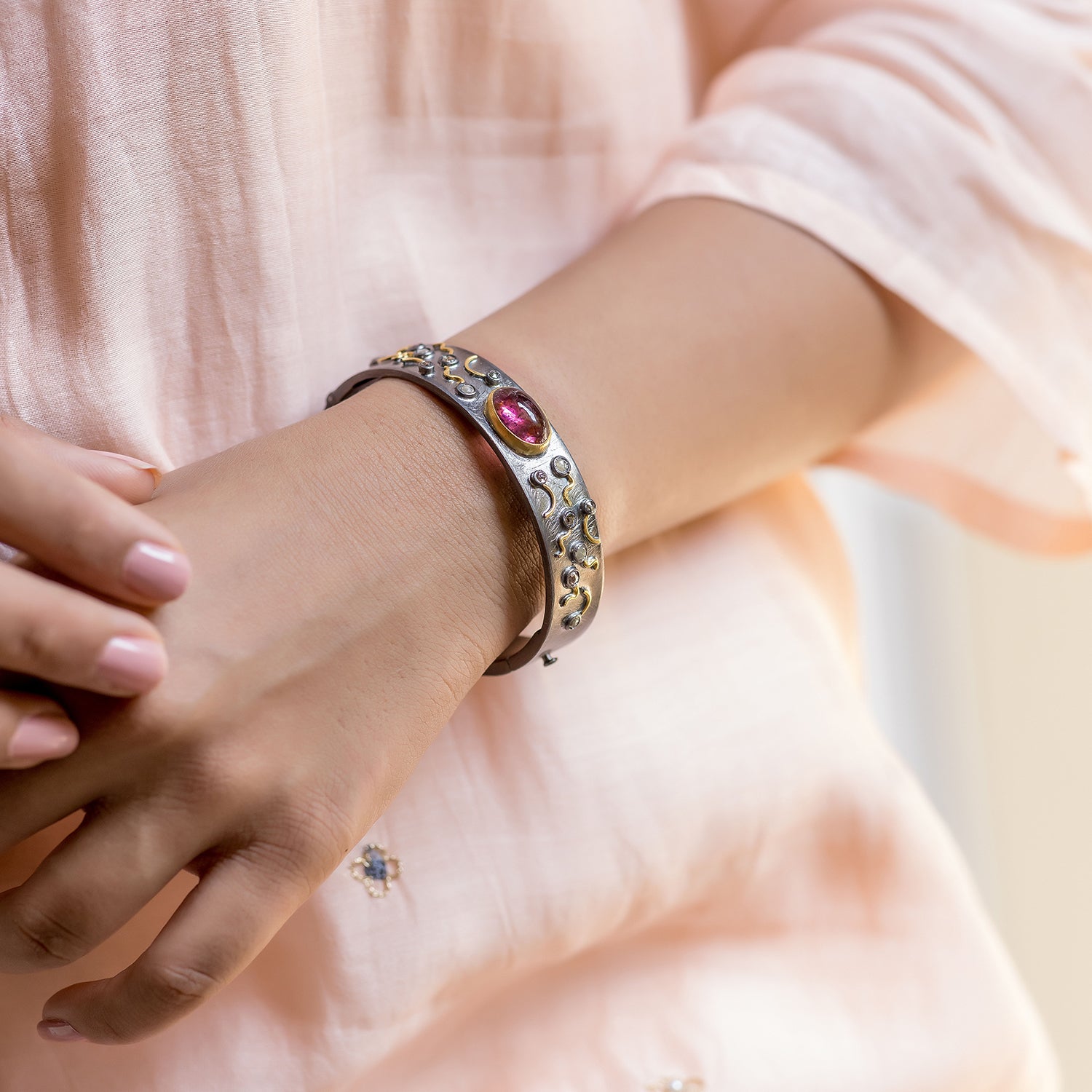 ONAGH BRACELET