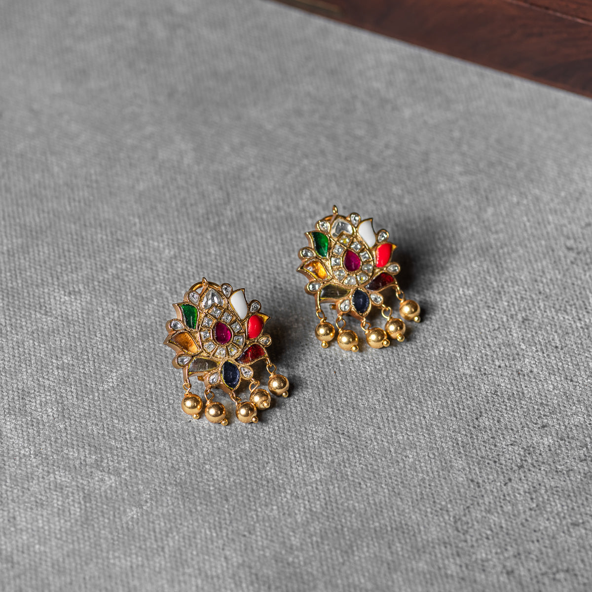 Para Earring