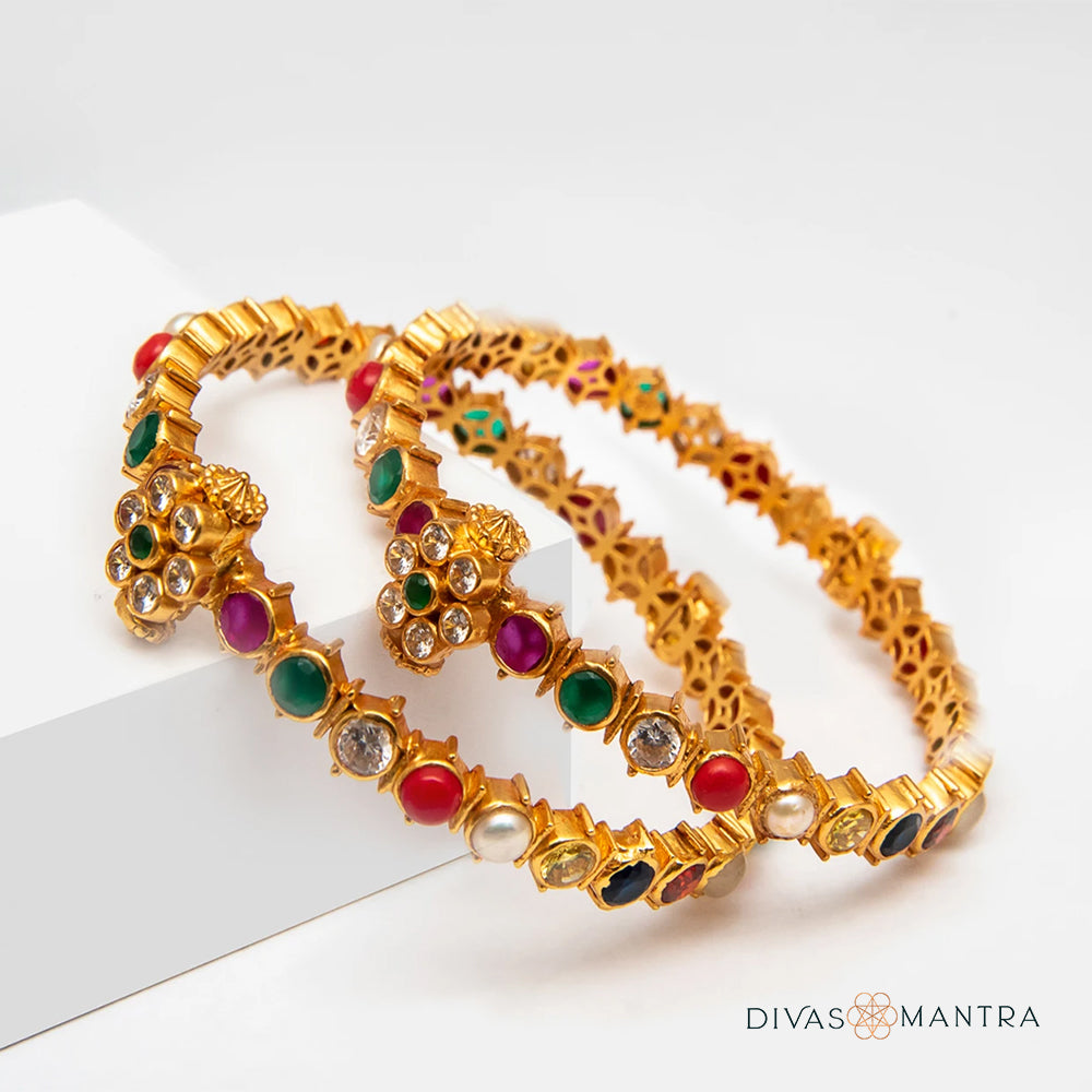 Vesta Bangles