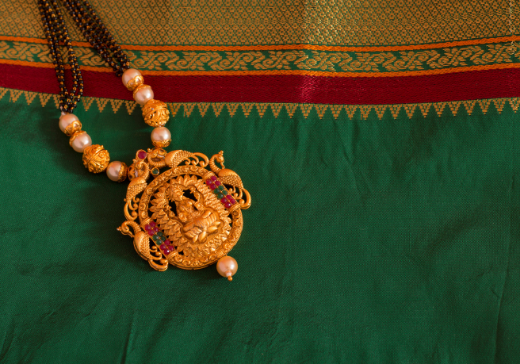The Evolution Of Tradition: From Temple Jewellery To Archaic Jewellery