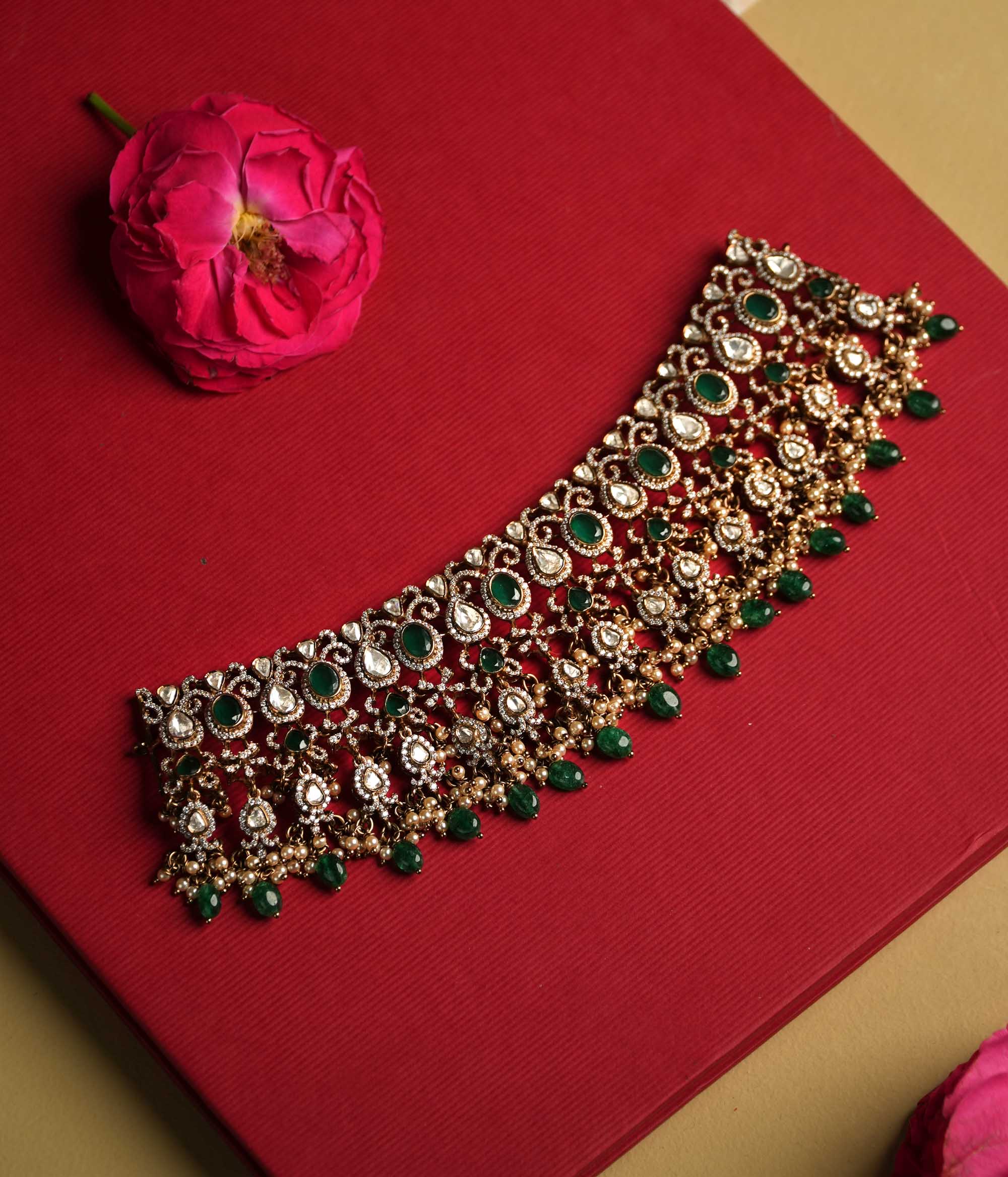 Yamini Victorian Choker