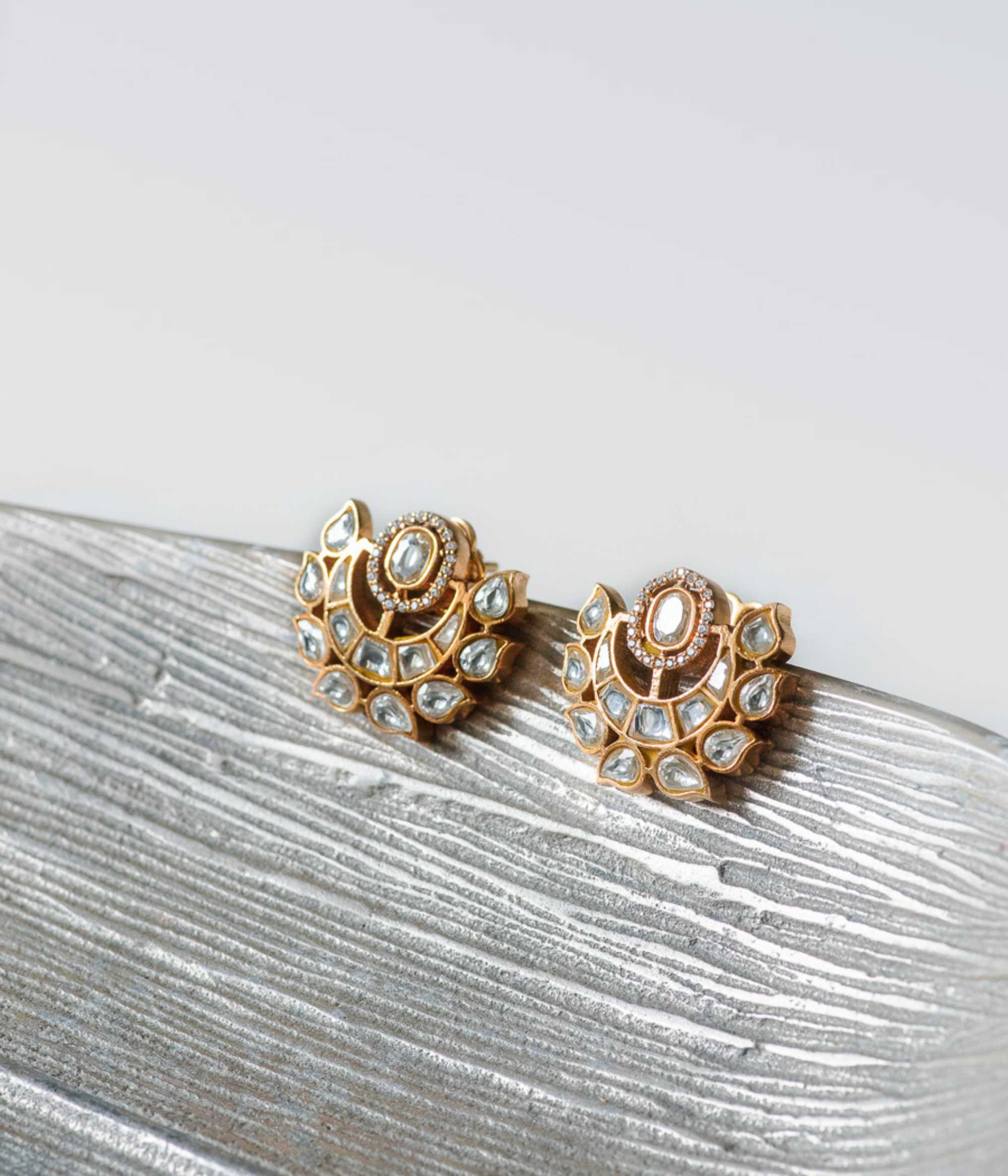 Apdosh Kundan Earrings