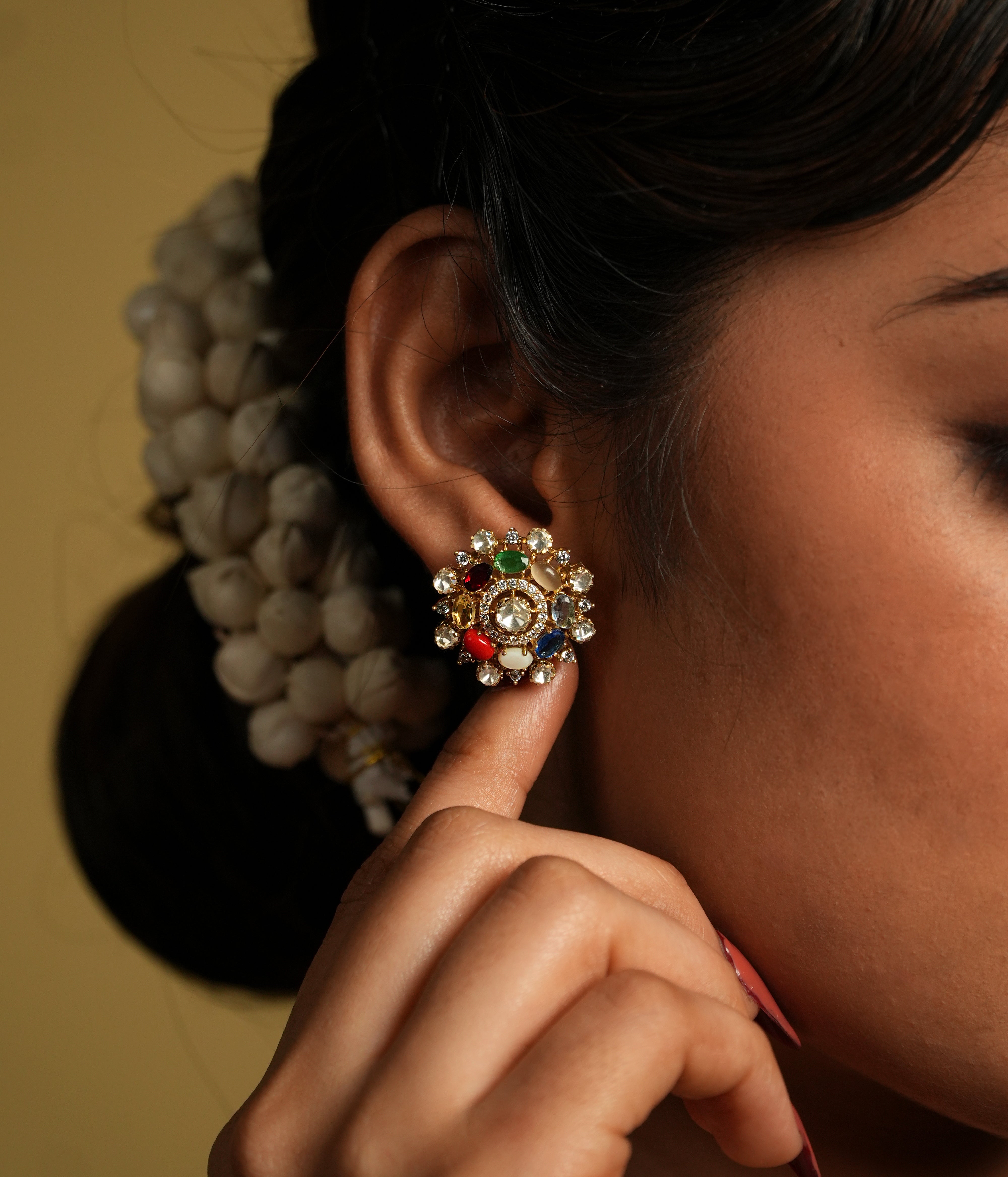 Cakshaya Ear stud