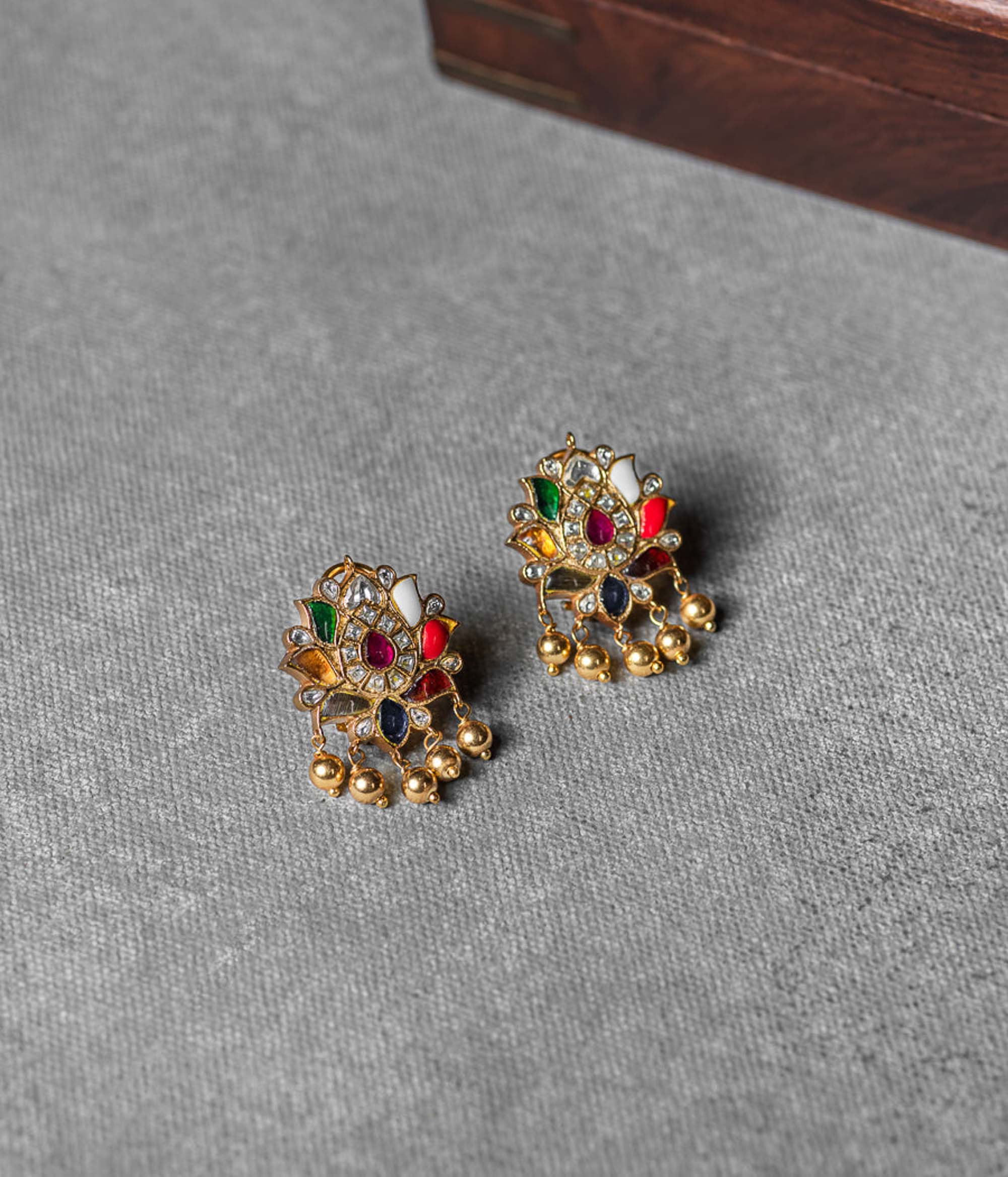 Para Earring