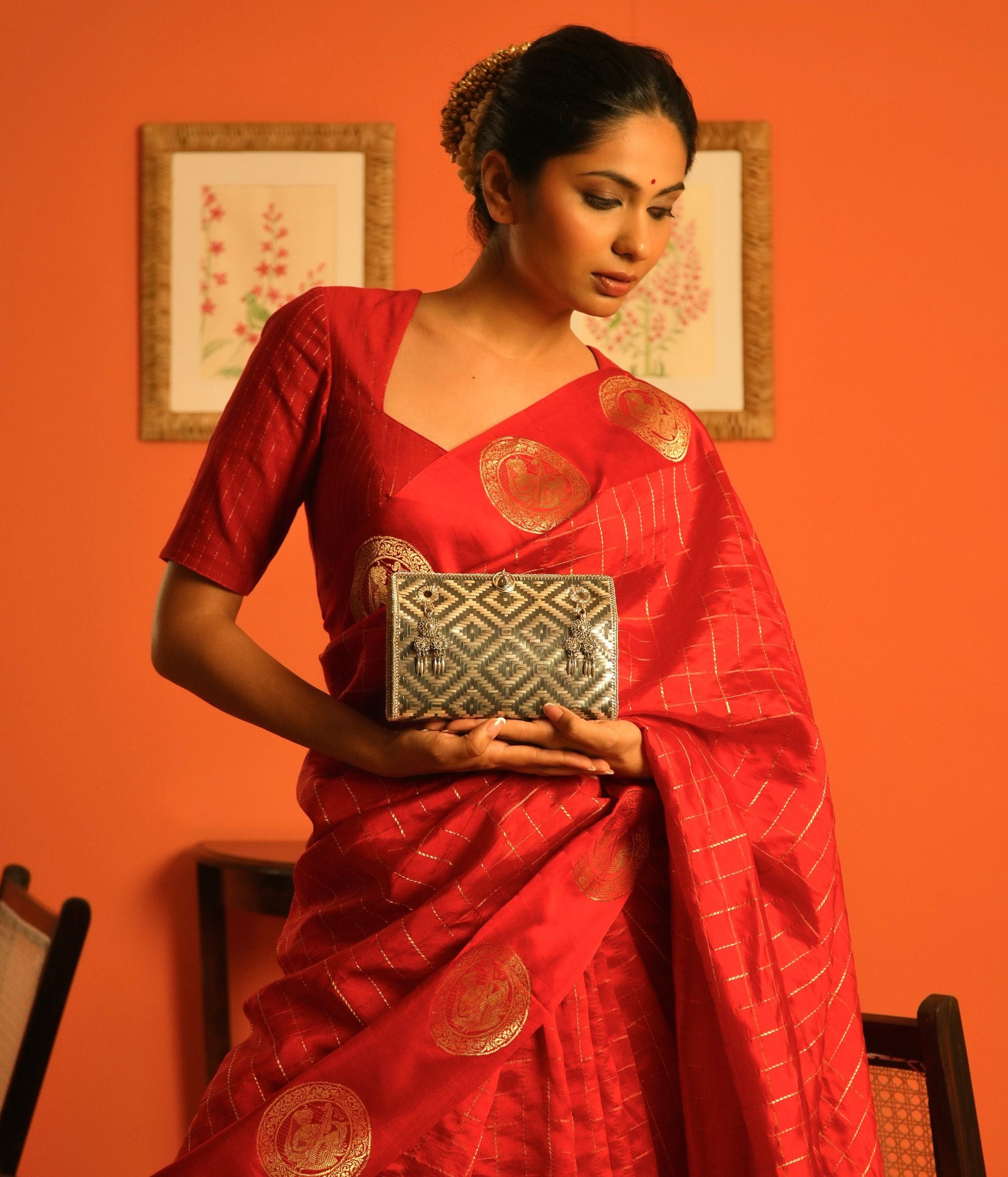 Handcrafted-silver-purse-Chennai.jpg
