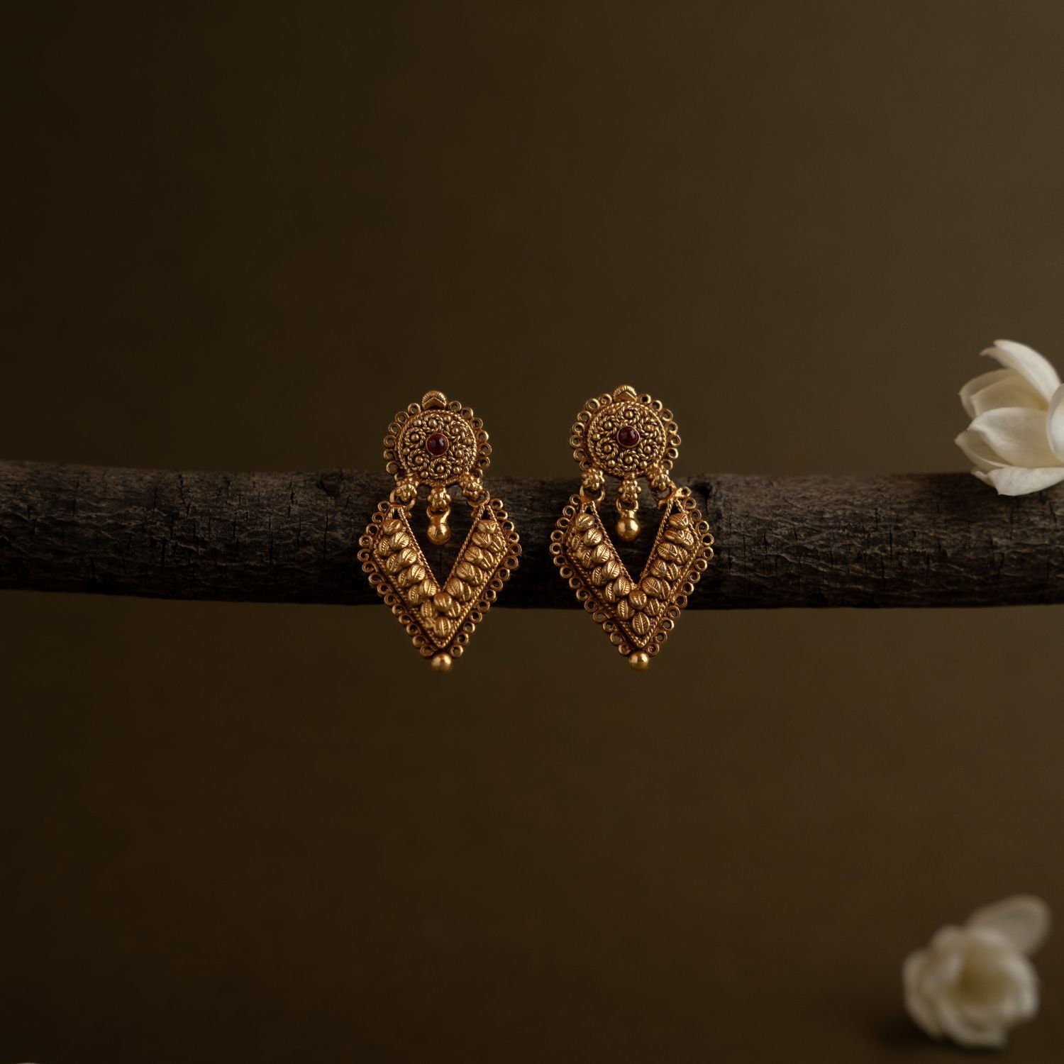 Traditional-silver-jewellery-earrings-Chennai.jpg