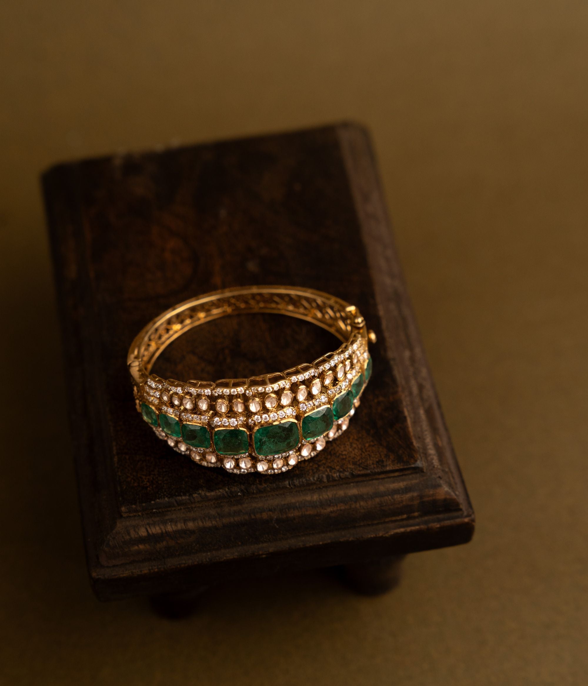 Unique-silver-jewellery-kada-Chennai.jpg