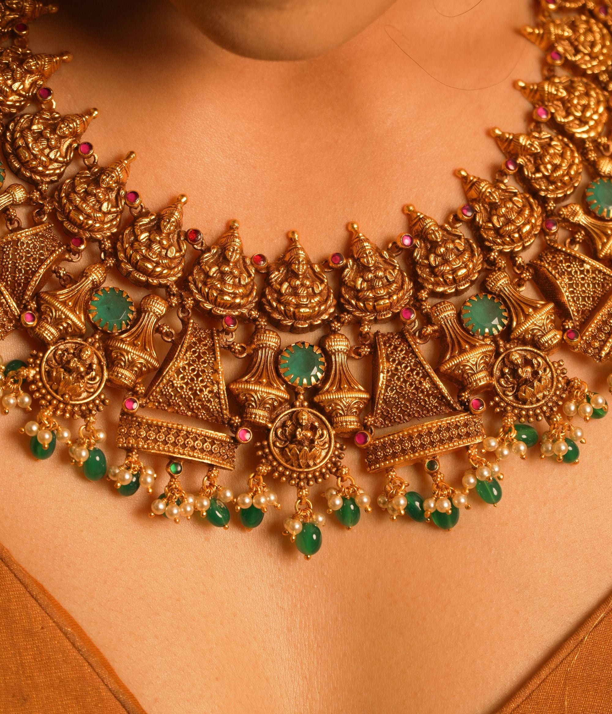 Unique-silver-jewellery-necklace-Chennai.jpg