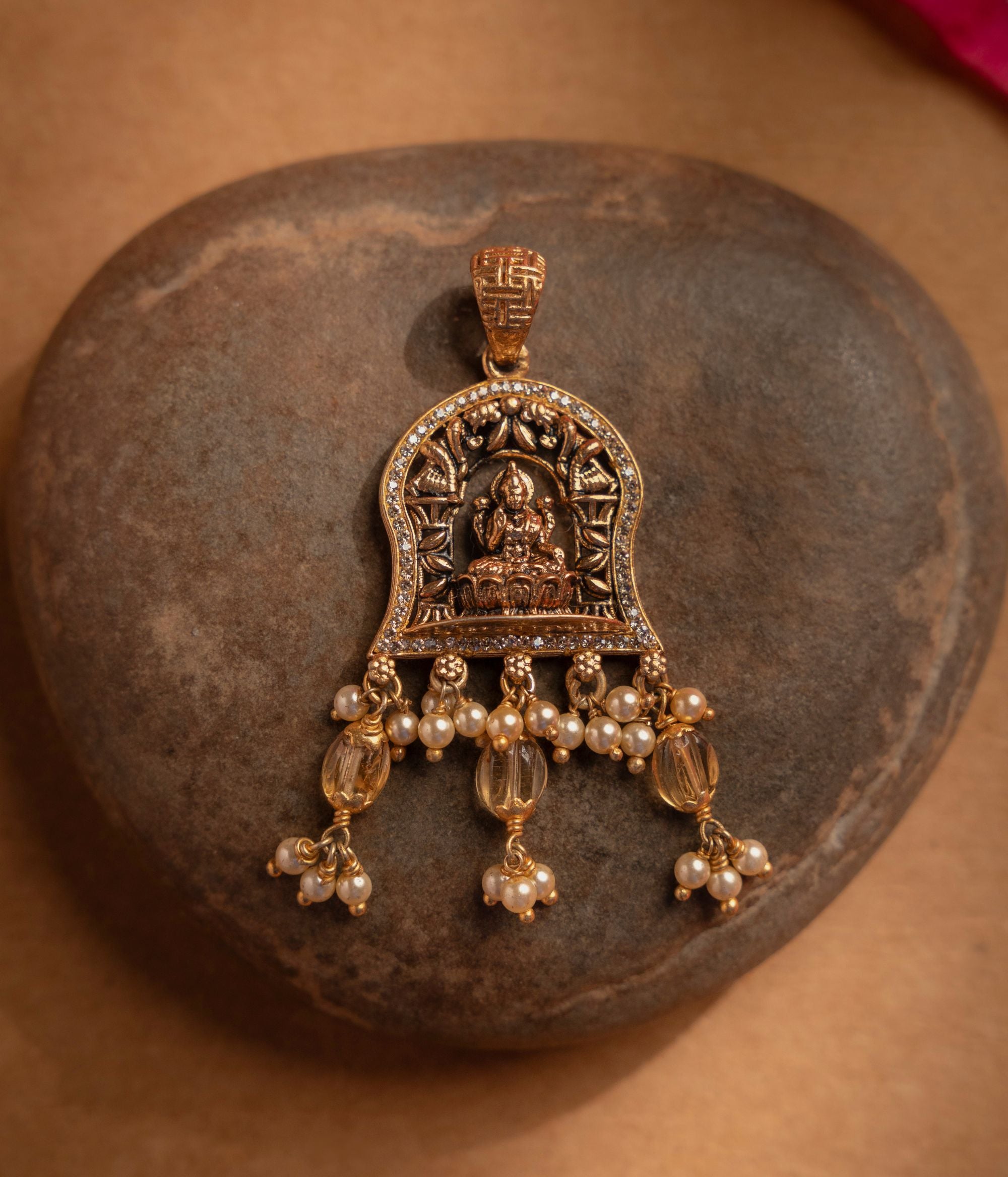 Unique-silver-jewellery-pendant-chennai.jpg