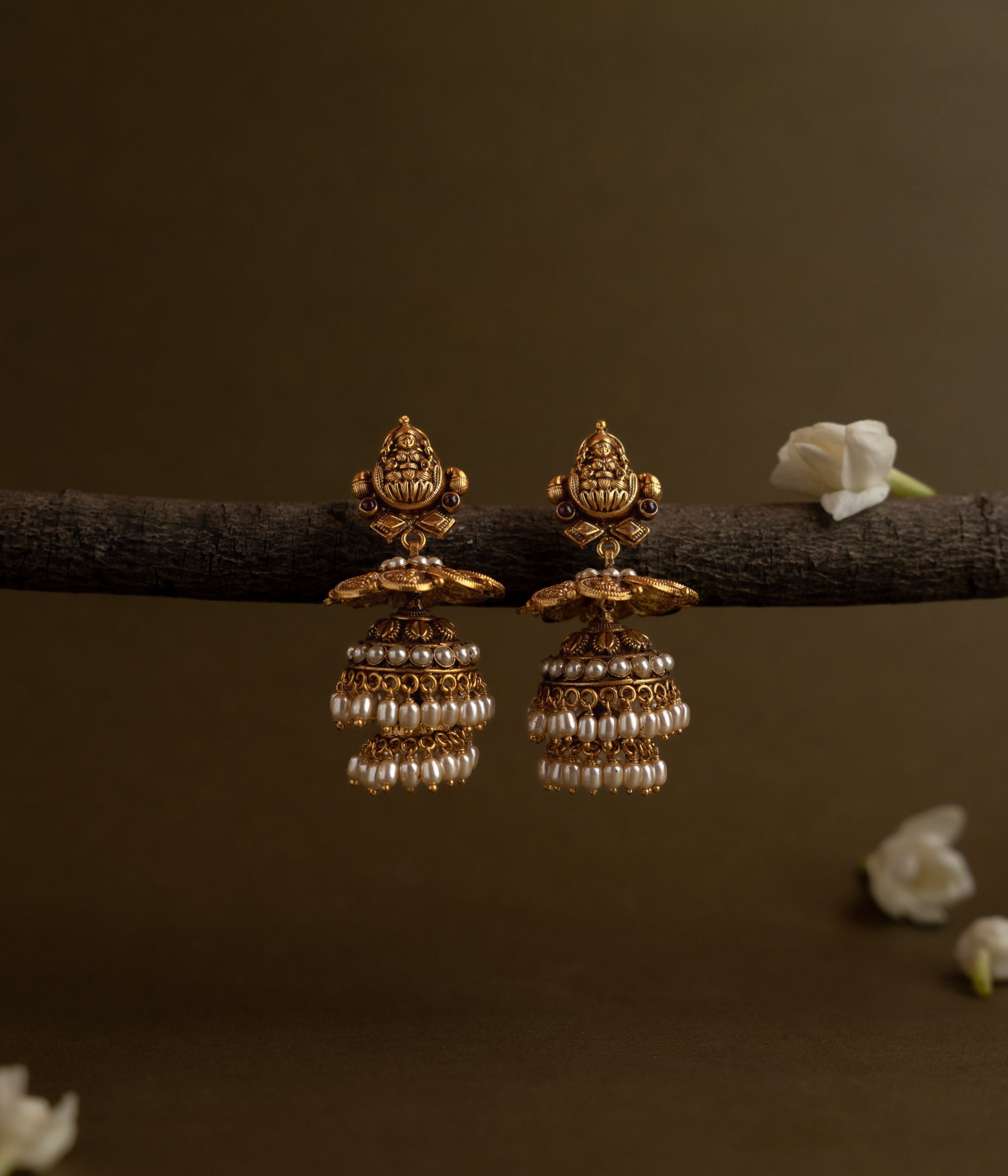 Luxury-silver-jewellery-earrings-Chennai.jpg