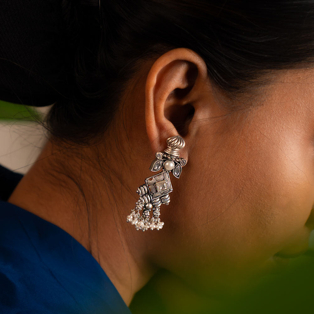 Akhila oxidised silver earrings with kundan stones