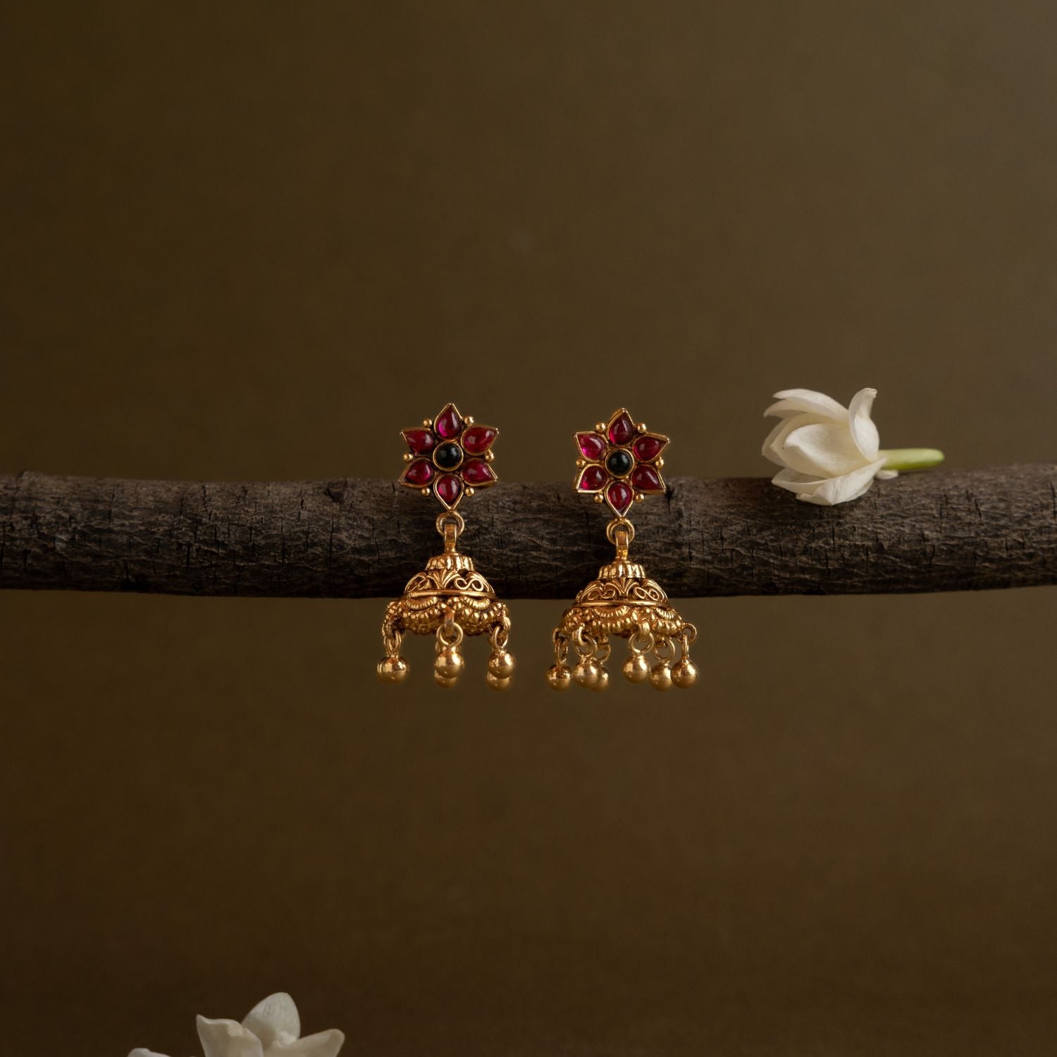 Traditional-silver-jewellery-earrings-chennai.jpg