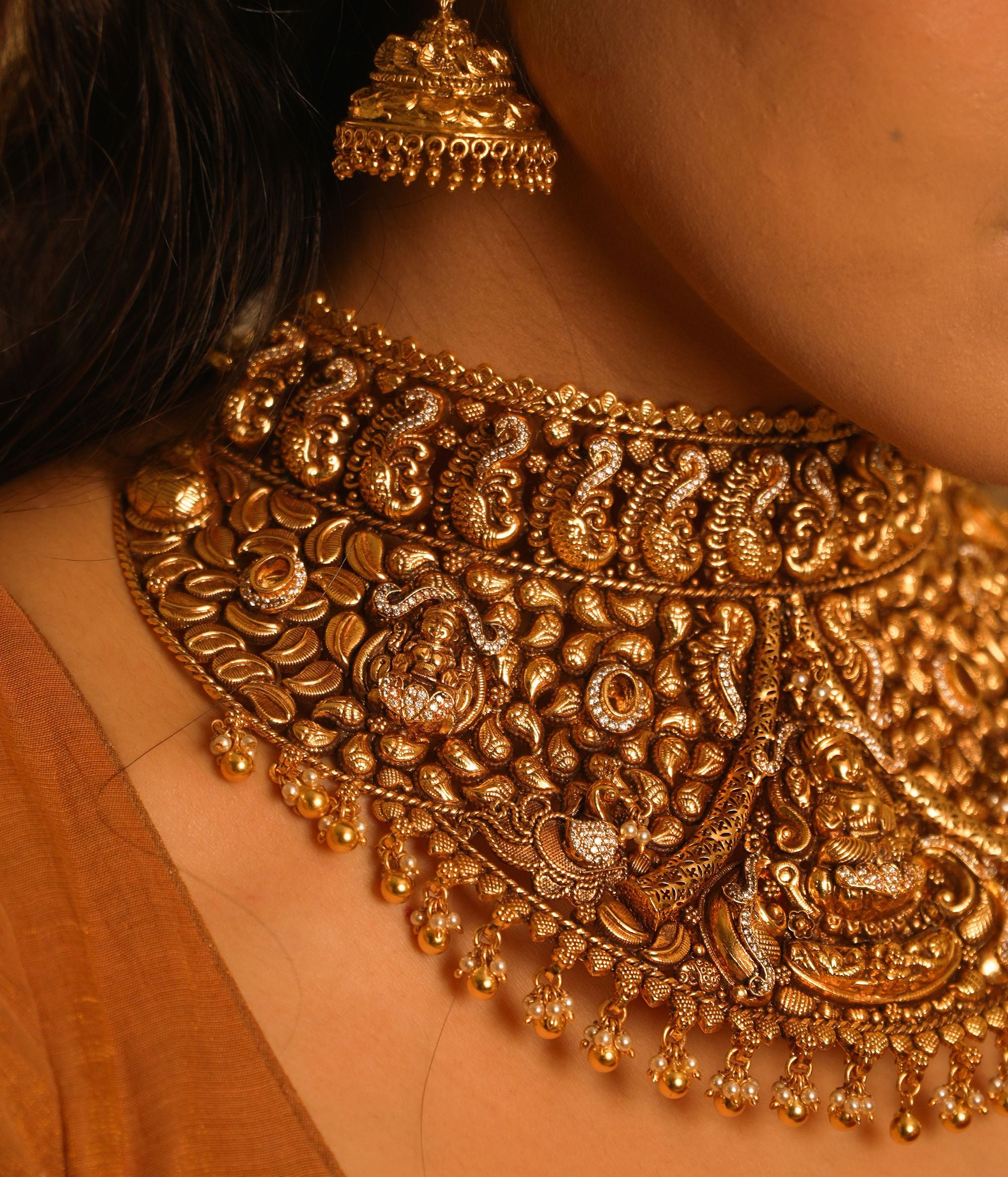 Traditional-silver-jewellery-choker-Chennai.jpg