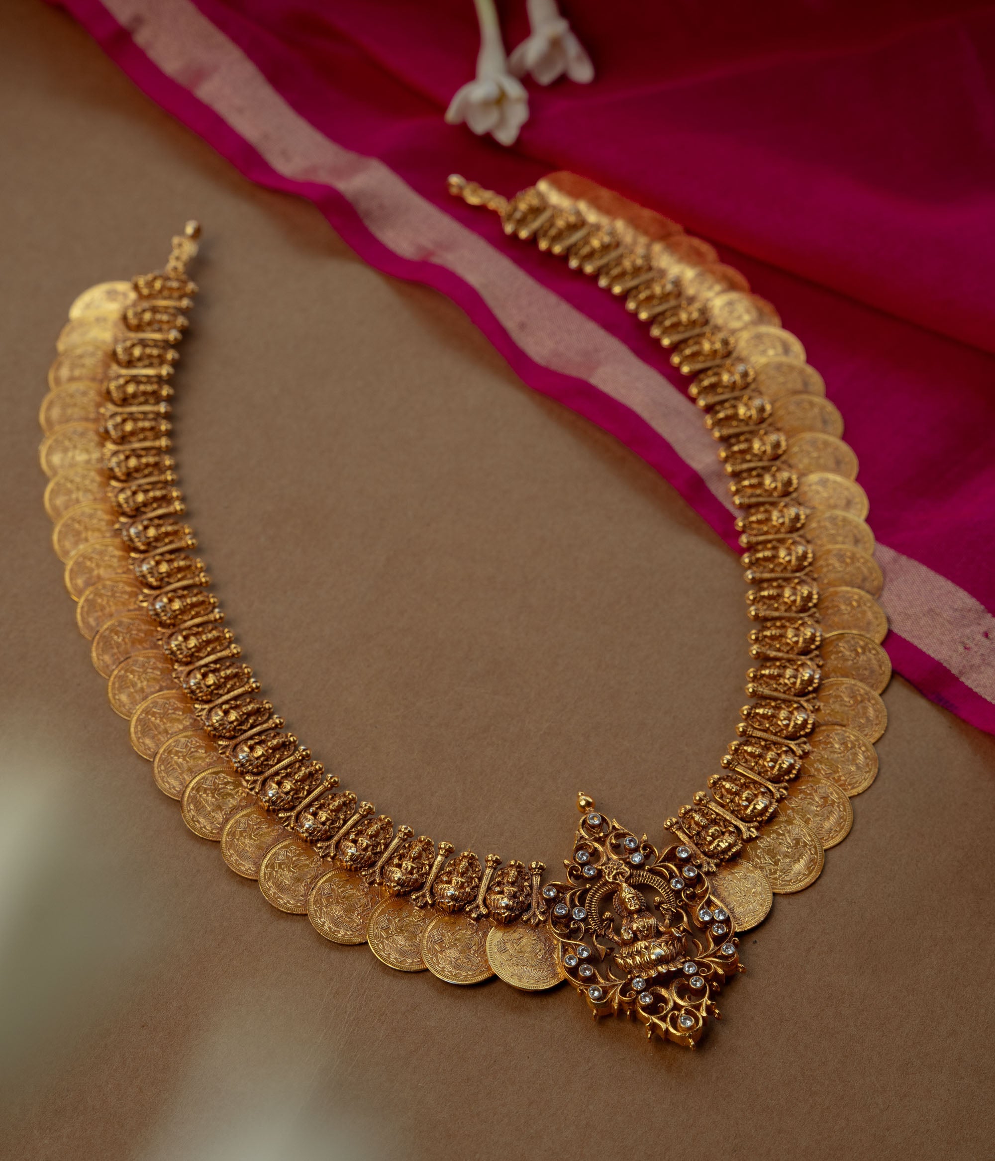 Temple Necklace with White Kundan Stone, themed around Tribal.
