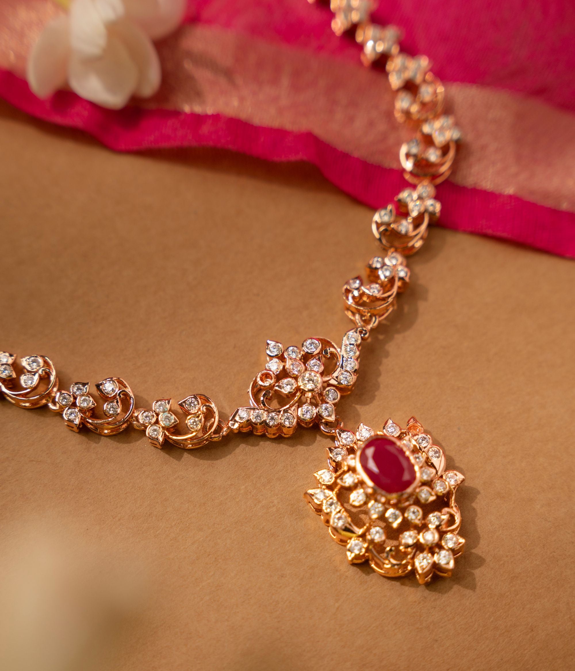 Exquisite-silver-jewellery-necklace-Chennai.jpg