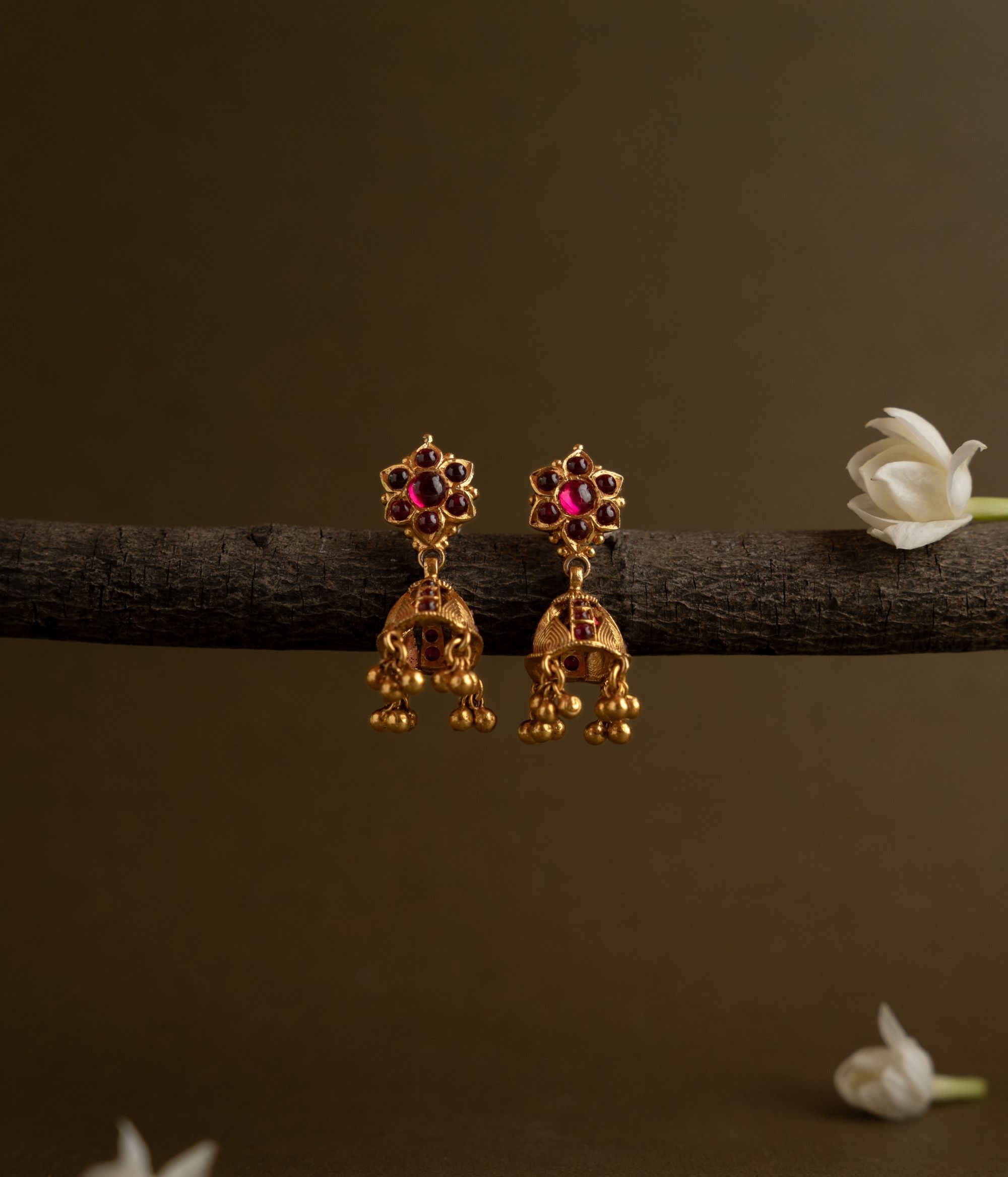 Luxury-silver-jewellery-earrings-Chennai.jpg