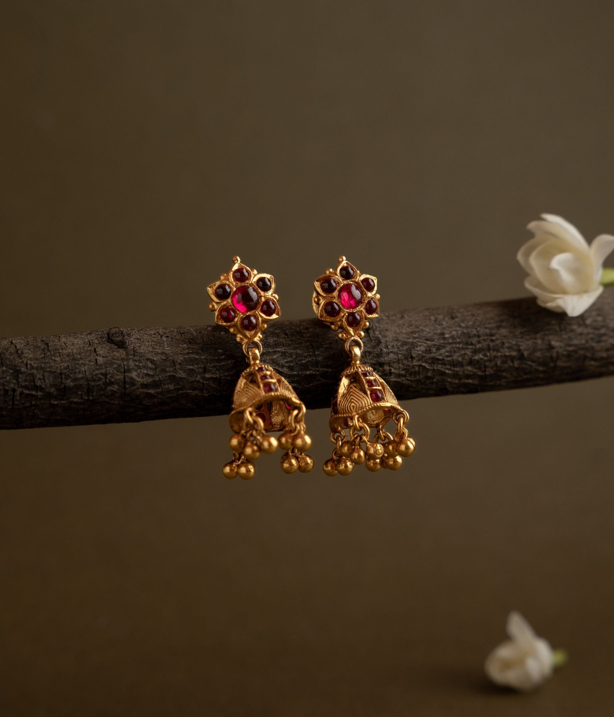Handcrafted-silver-jewellery-earrings-Chennai.jpg