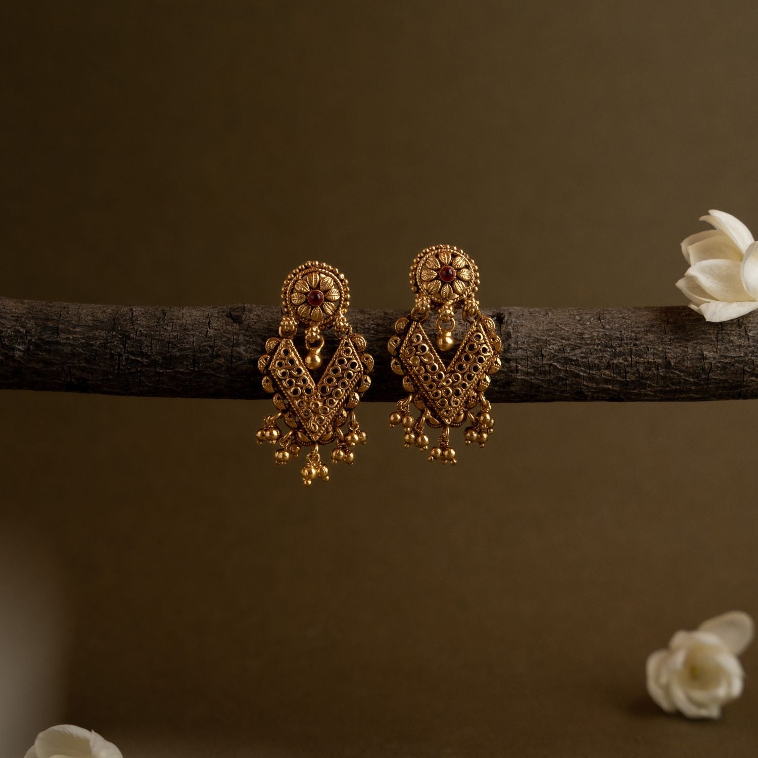 Traditional-silver-jewellery-earrings-Chennai.jpg