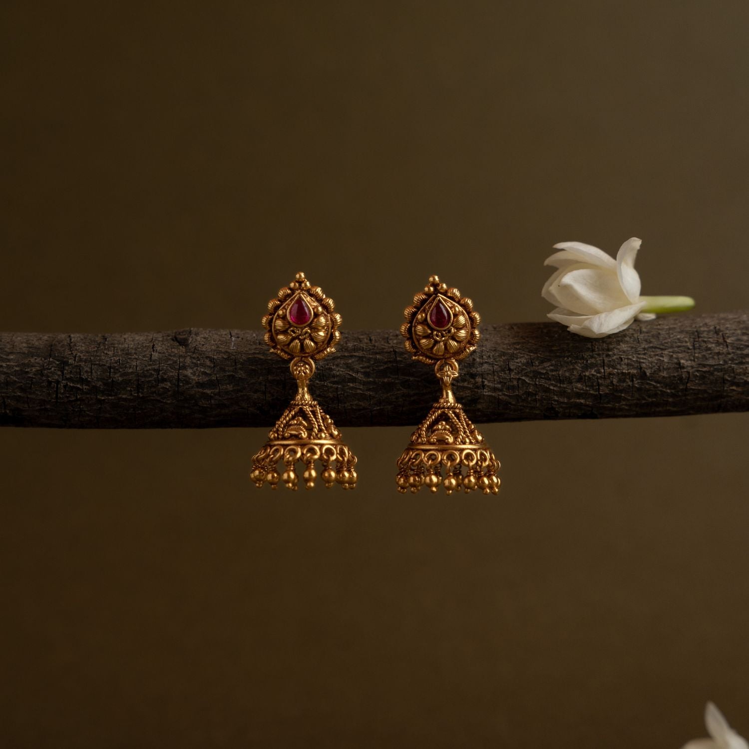Traditional-silver-jewellery-earrings-Chennai.jpg