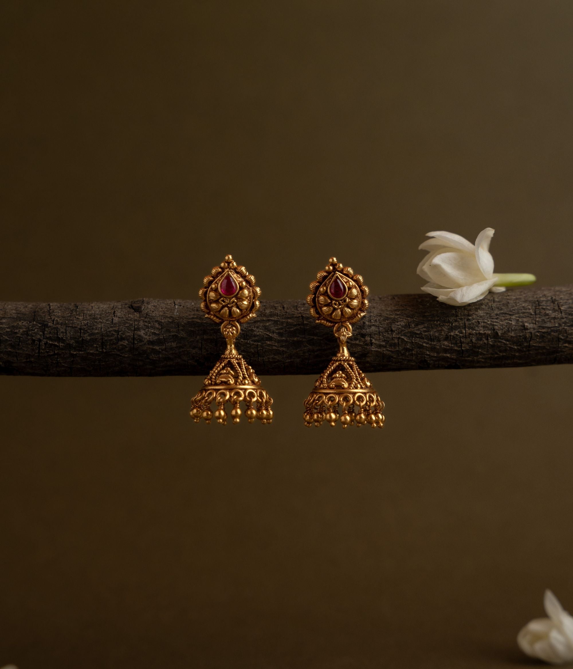 Luxury-silver-jewellery-earrings-Chennai.jpg