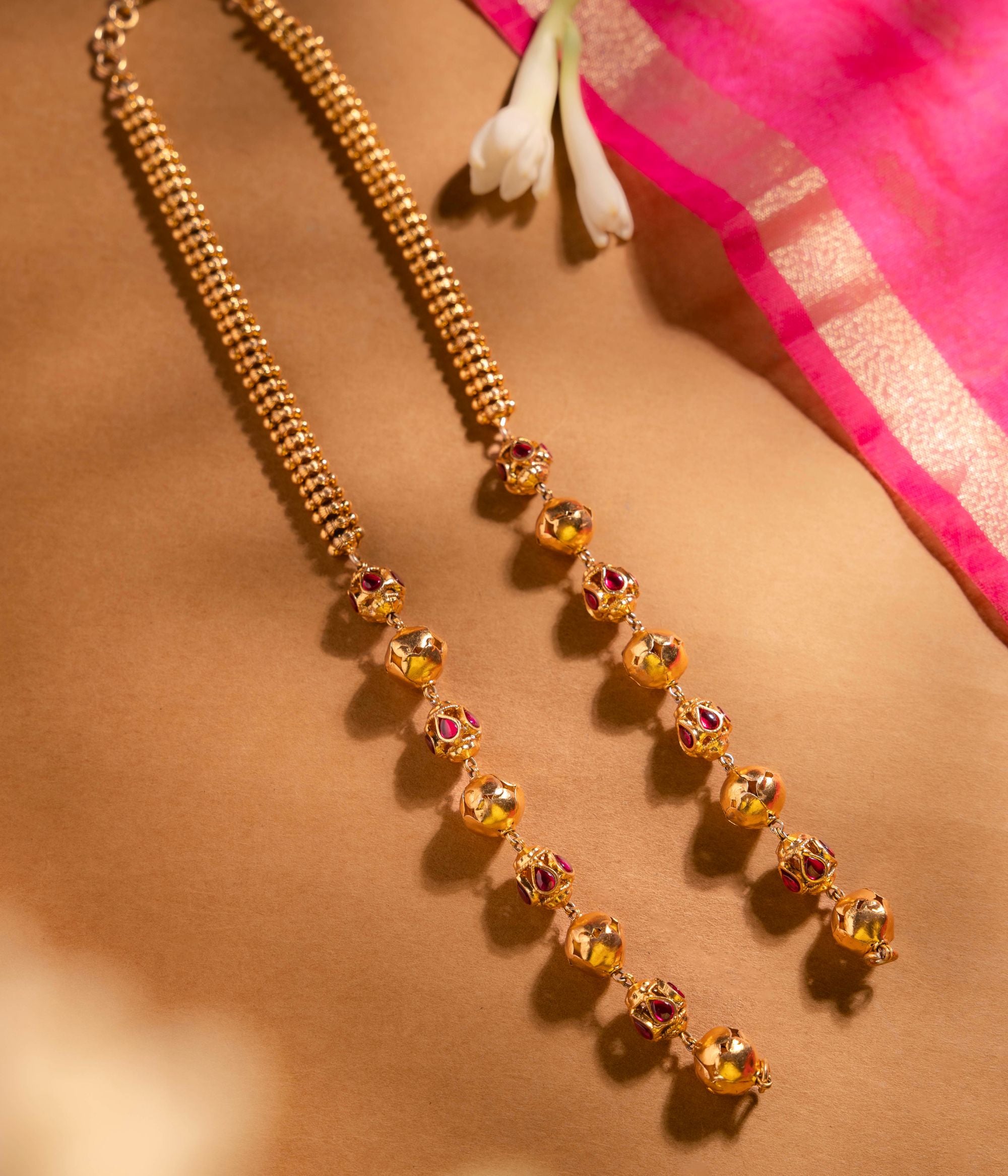 Handcrafted-silver-jewellery-chain-Chennai.jpg