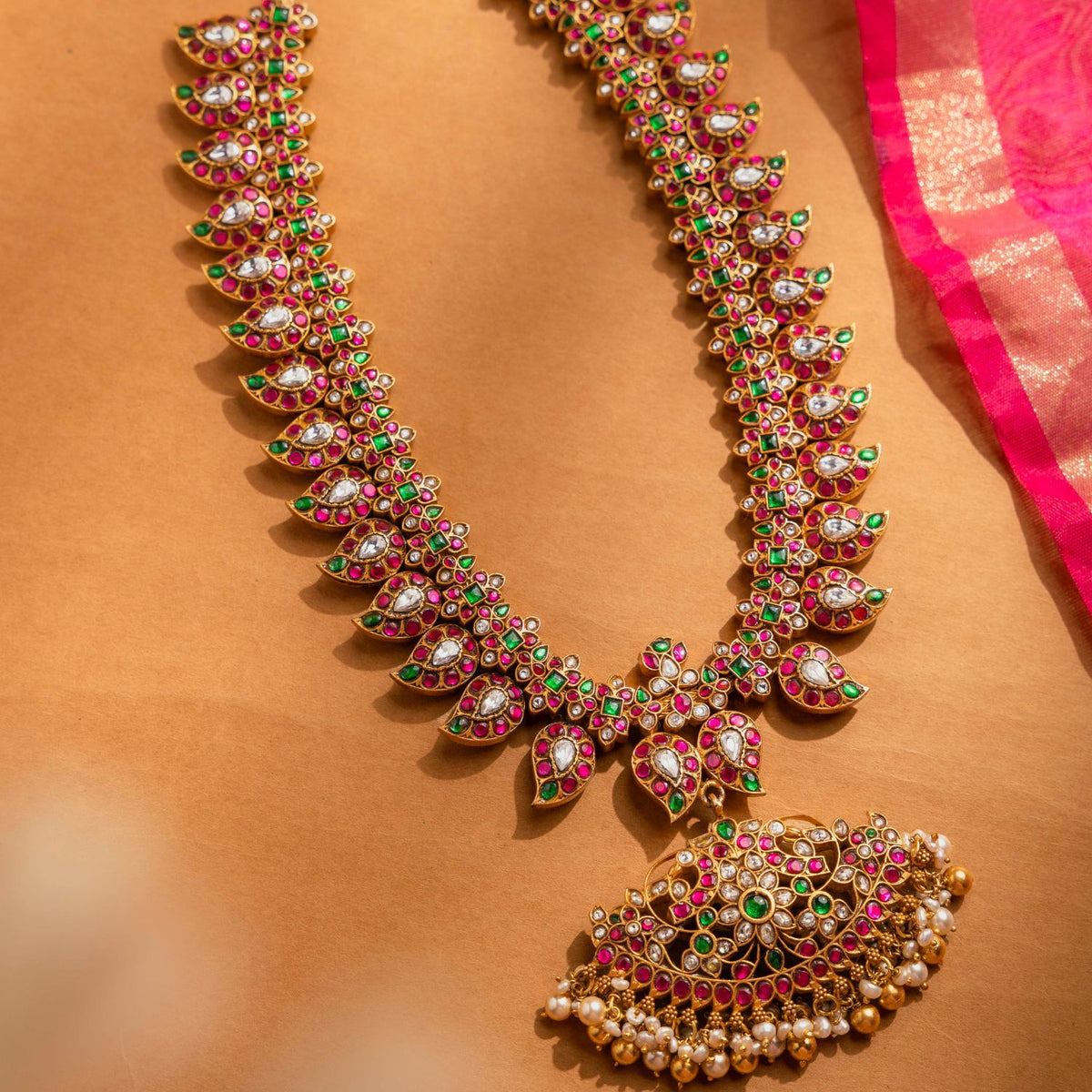 Handcrafted-silver-jewellery-necklace-Chennai.jpg