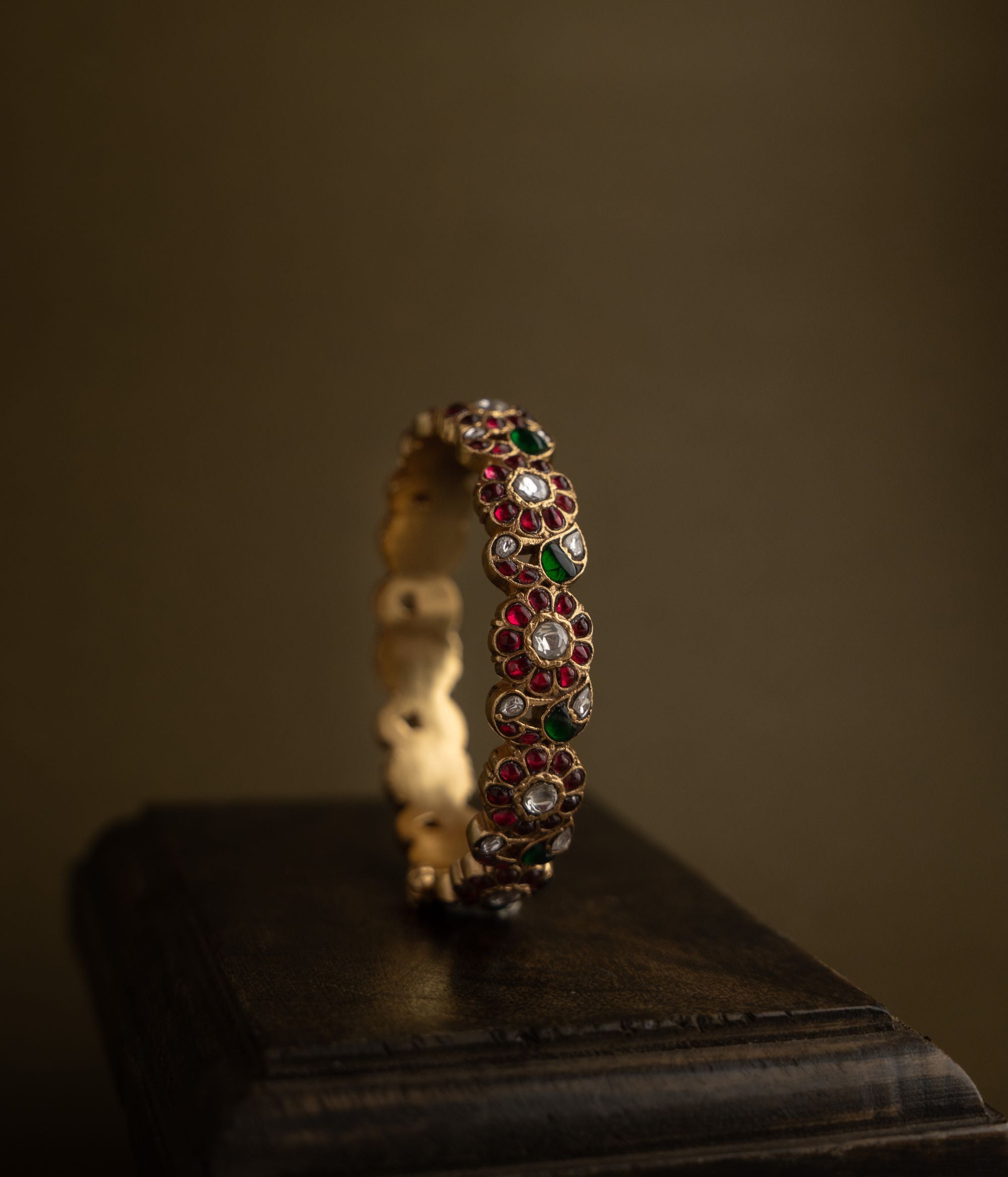 Luxury-silver-jewellery-kada-Chennai.jpg