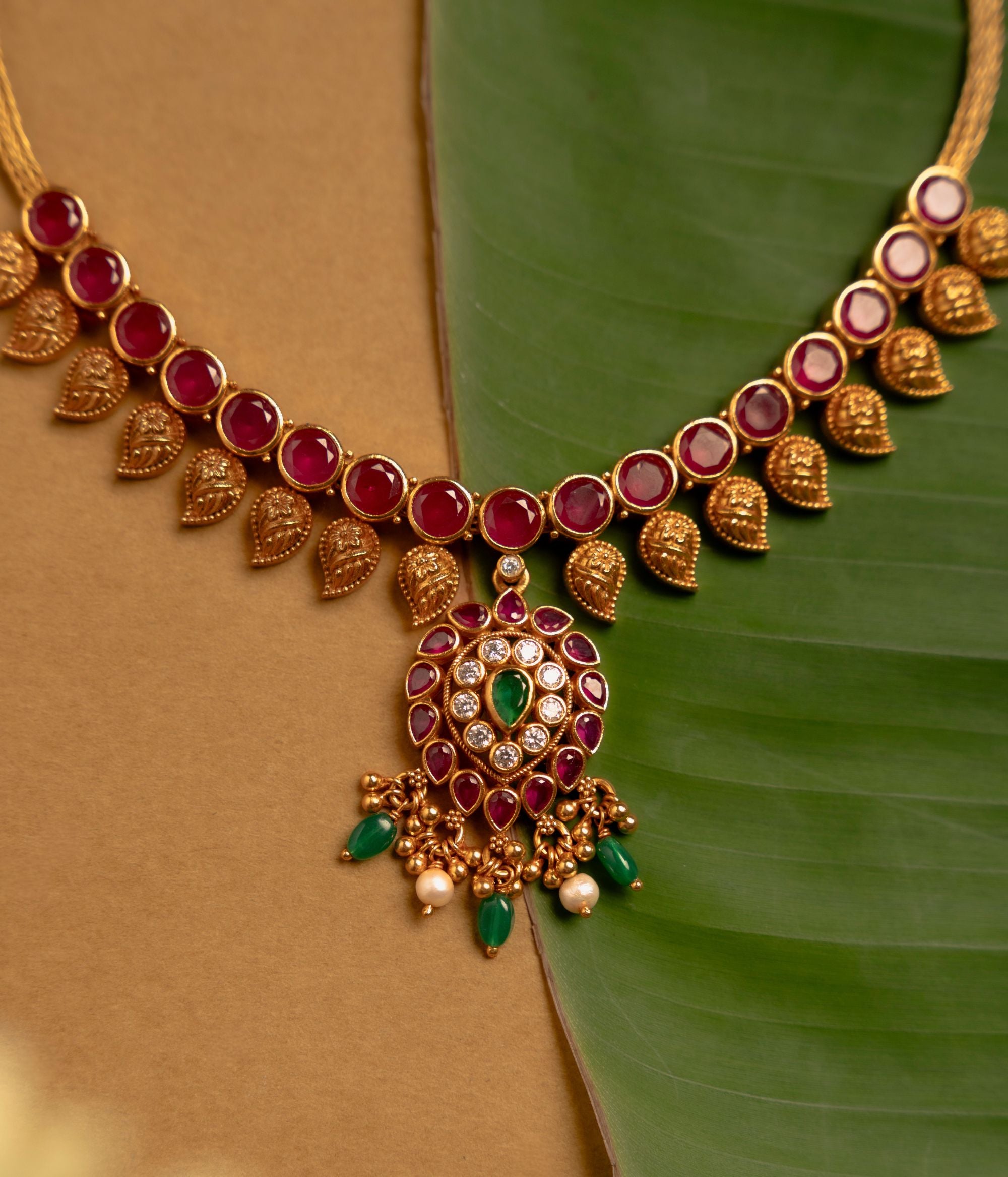 Handcrafted-silver-jewellery-necklace-Chennai.jpg