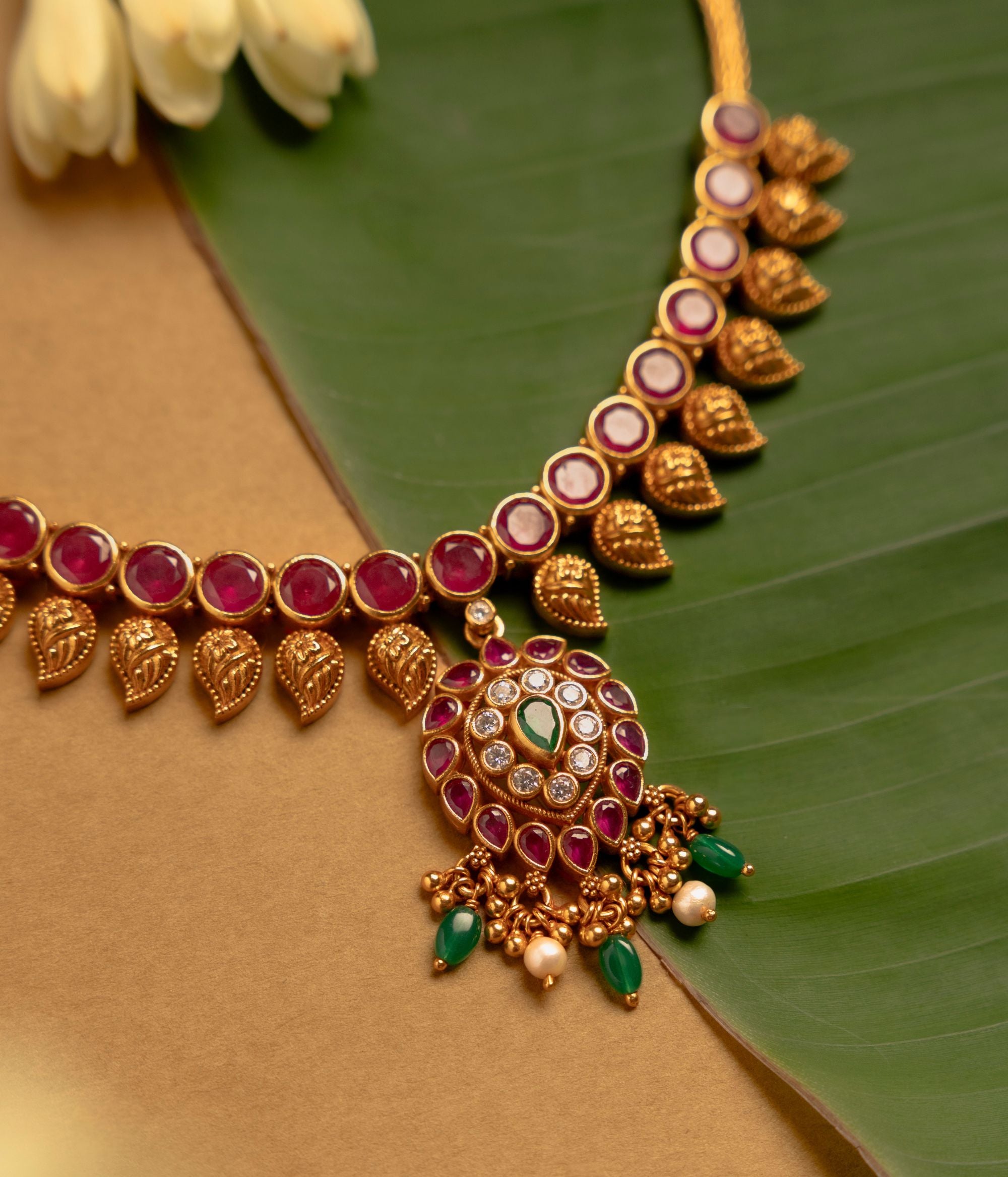 Exquisite-silver-jewellery-necklace-Chennai.jpg