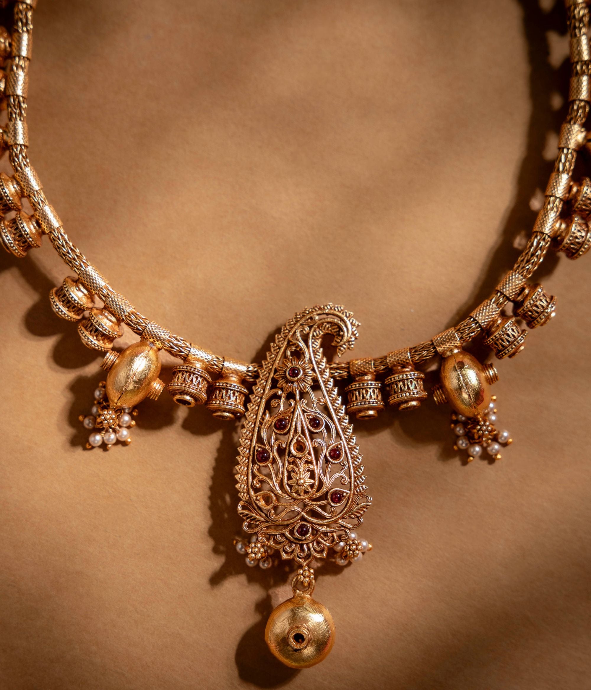 Unique-silver-jewellery-necklace-Chennai.jpg
