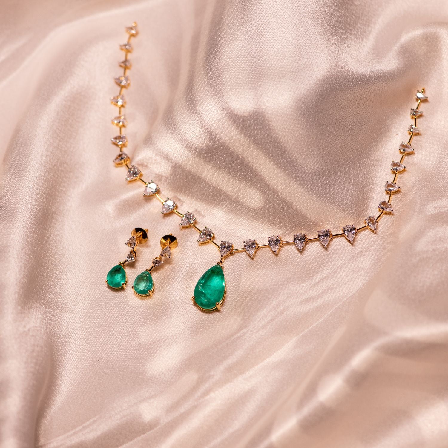 Hilda Necklace in 92.5 Silver with Swarovski and Green Cut Stone