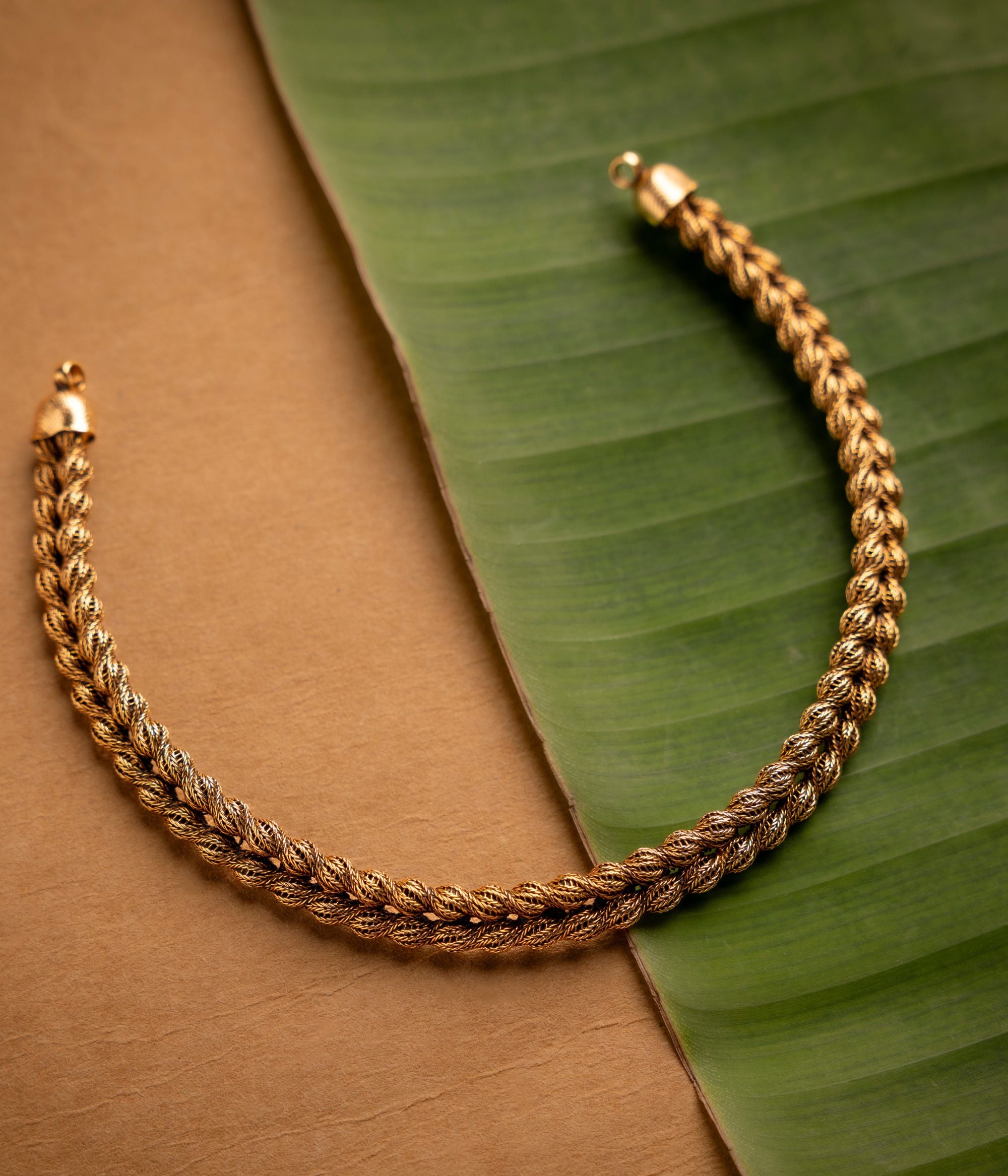 Handcrafted-silver-jewellery-choker-Chennai.jpg