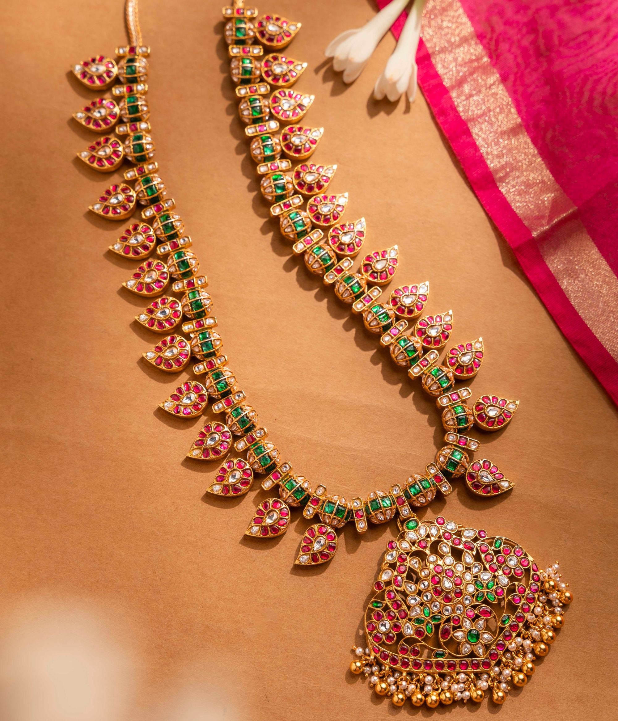Handcrafted-silver-jewellery-necklace-Chennai.jpg