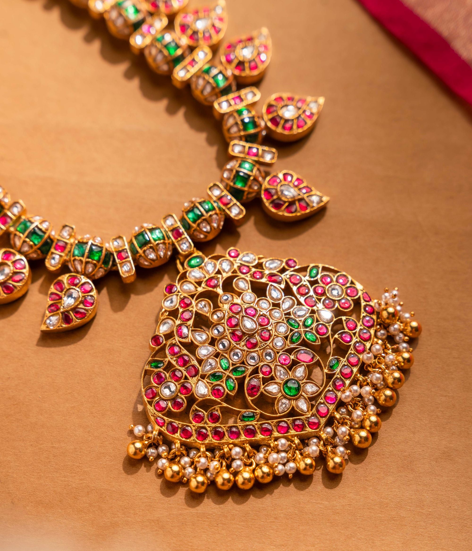Luxury-silver-jewellery-necklace-Chennai.jpg