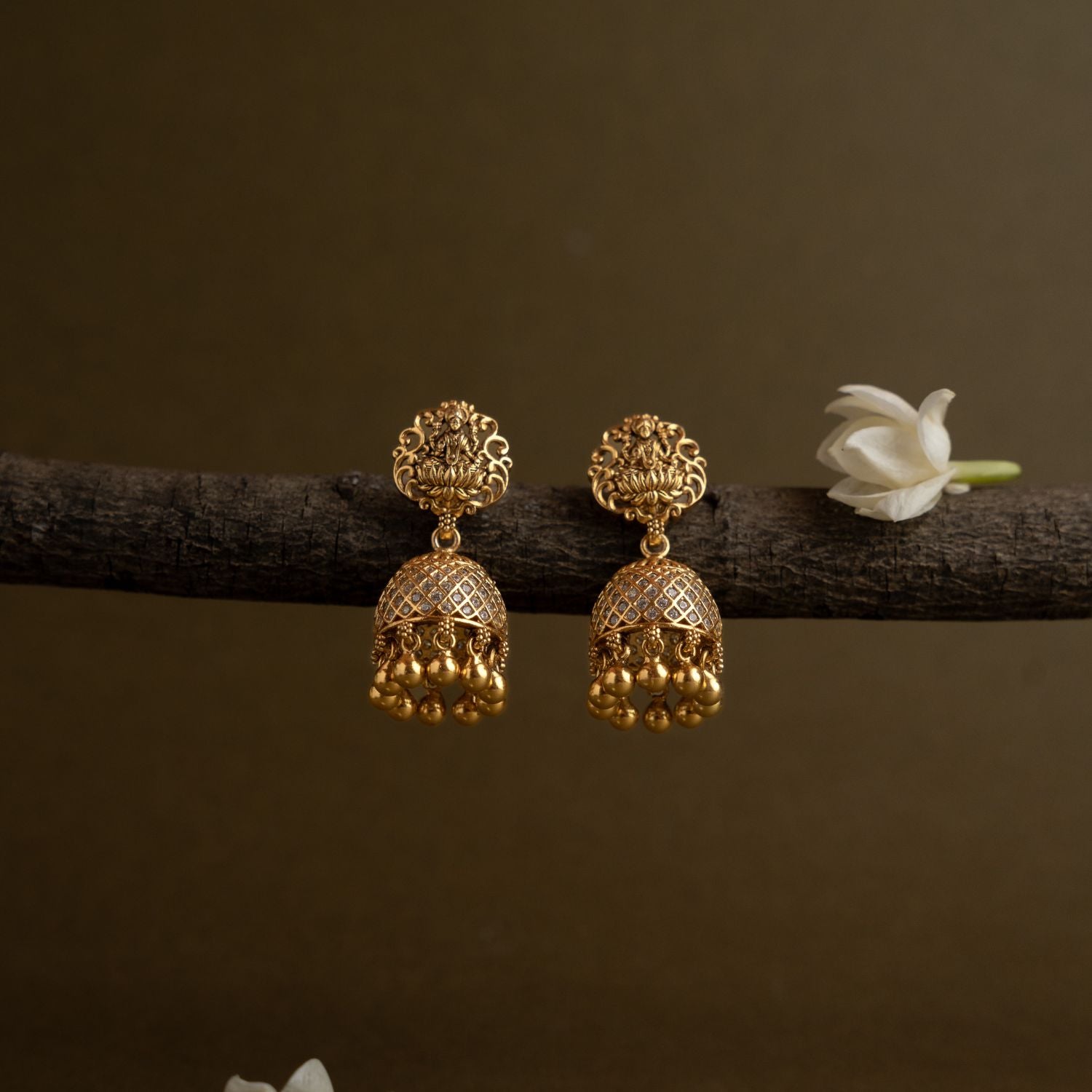 Traditional-silver-jewellery-earrings-Chennai.jpg