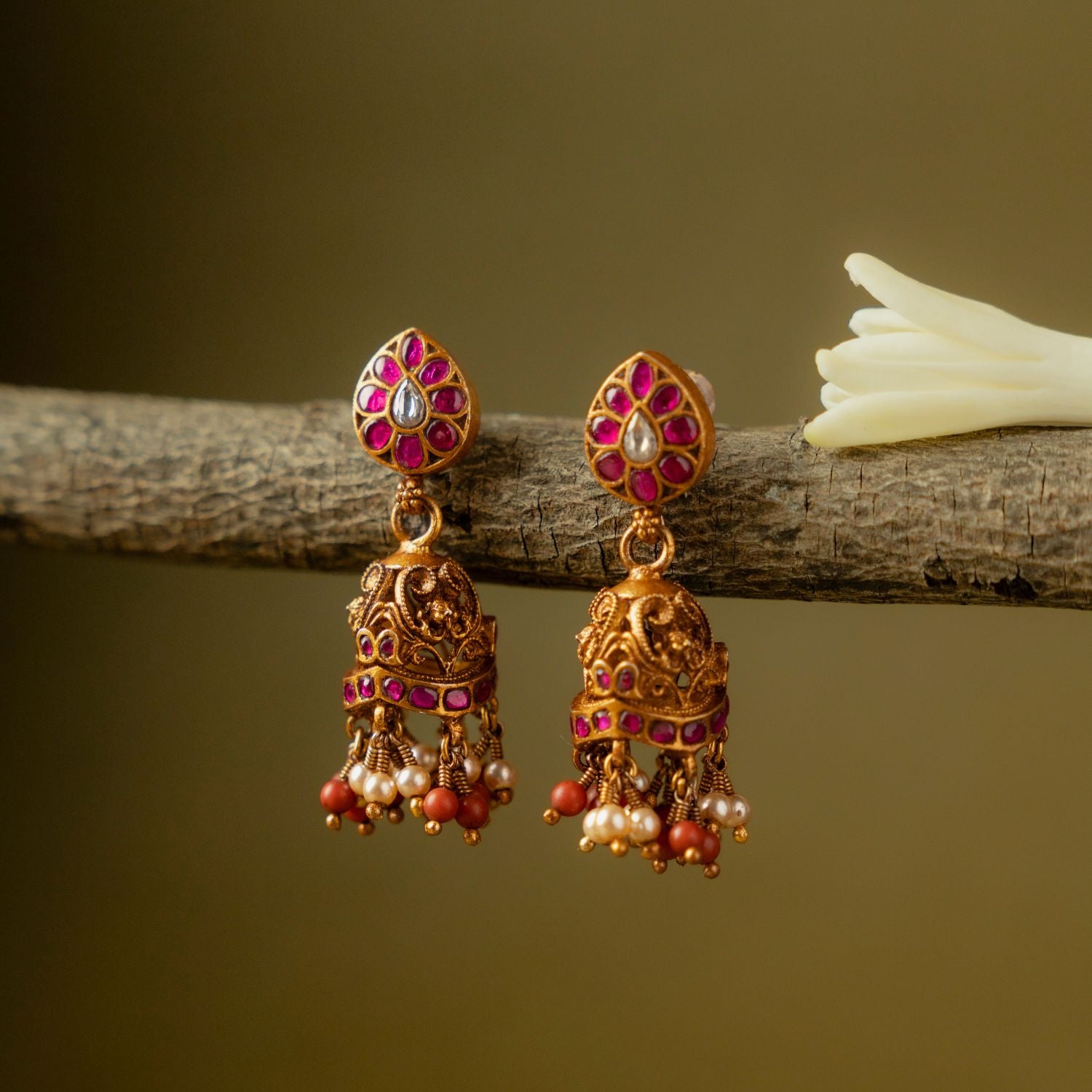 Traditional-silver-jewellery-earrings-Chennai.jpg