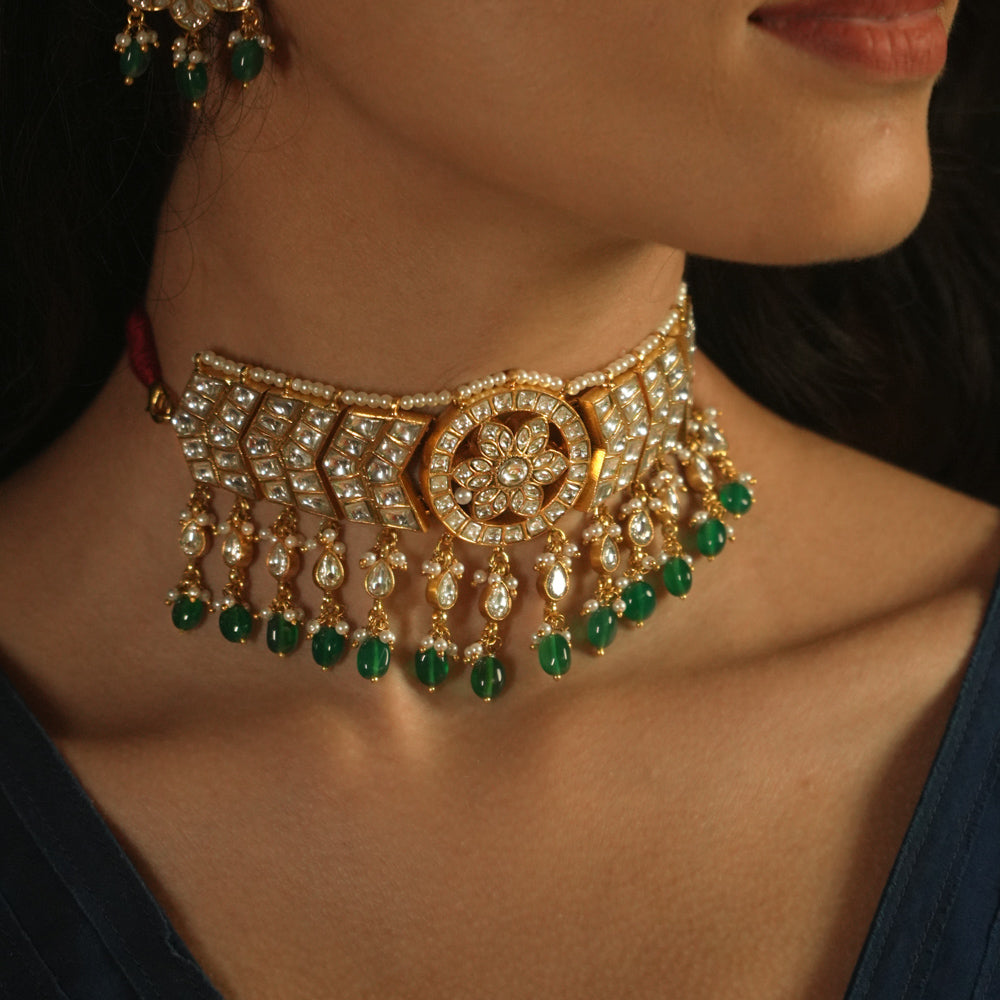 Kerra Choker - fantasy jewelry with elegance and charm, perfect for royal and magical moments.