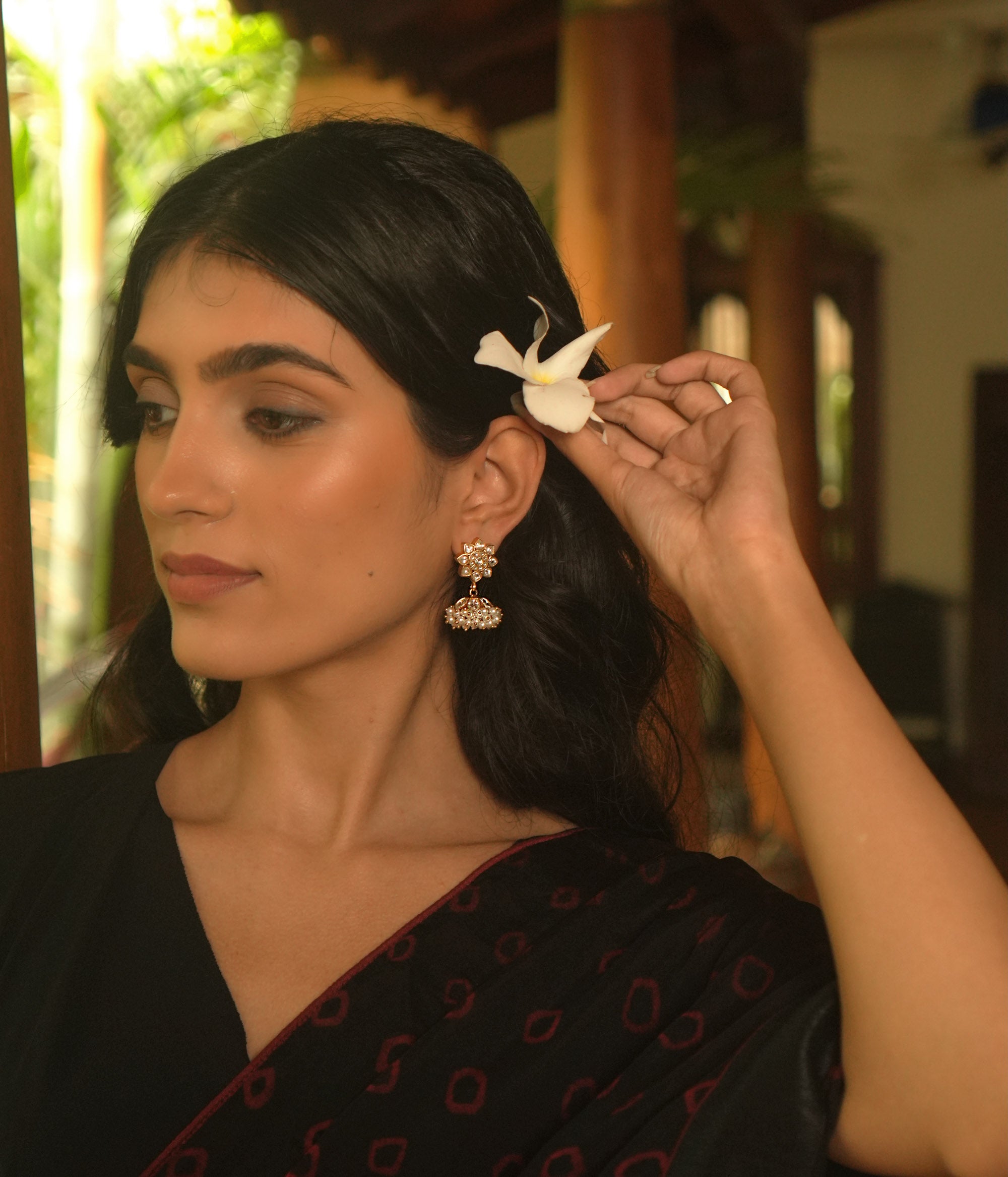 Tirza Earrings - fantasy jewelry with elegance and charm, perfect for royal and magical moments.
