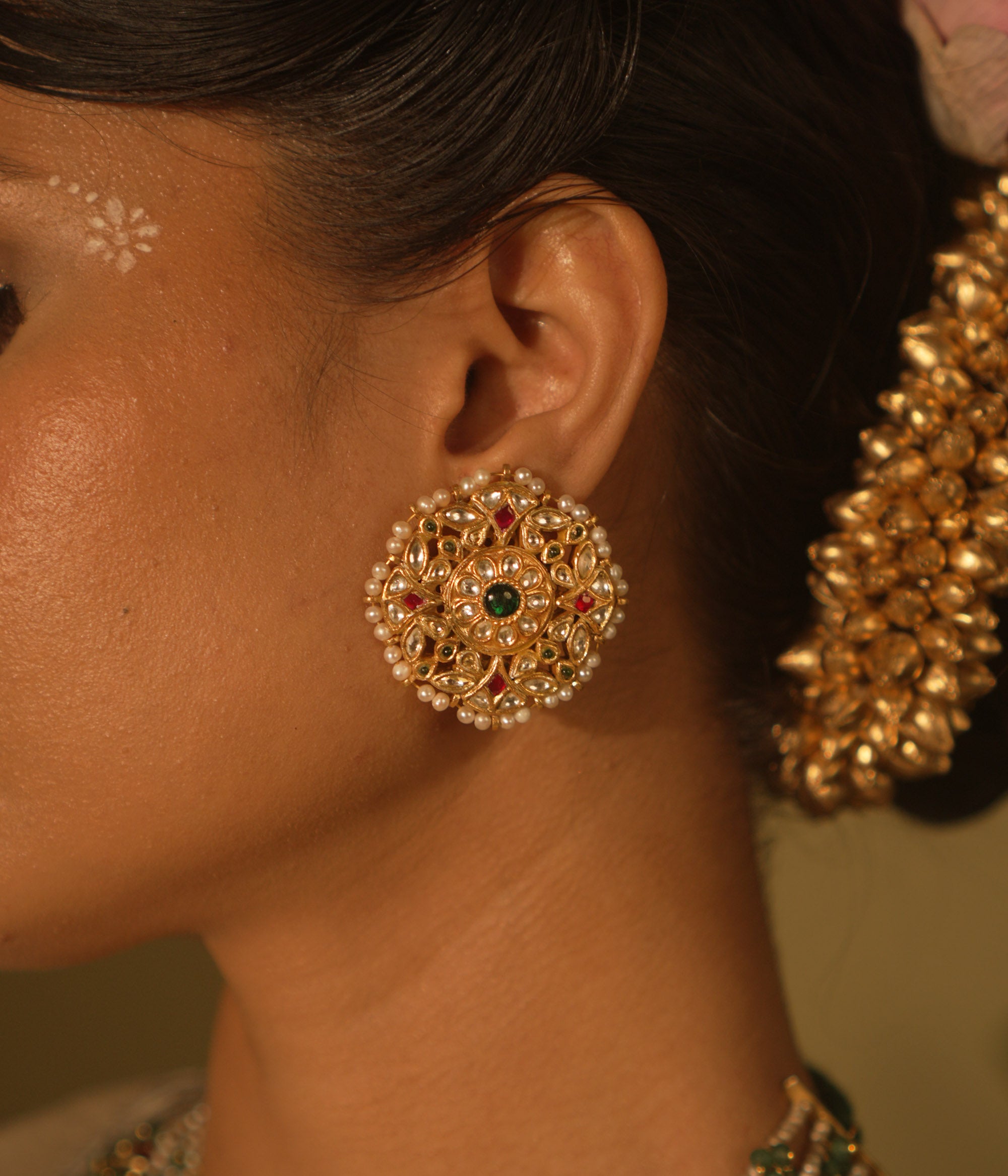  Floral Kundan ear studs with pearls—delicate, vibrant, and full of gentle morning charm.