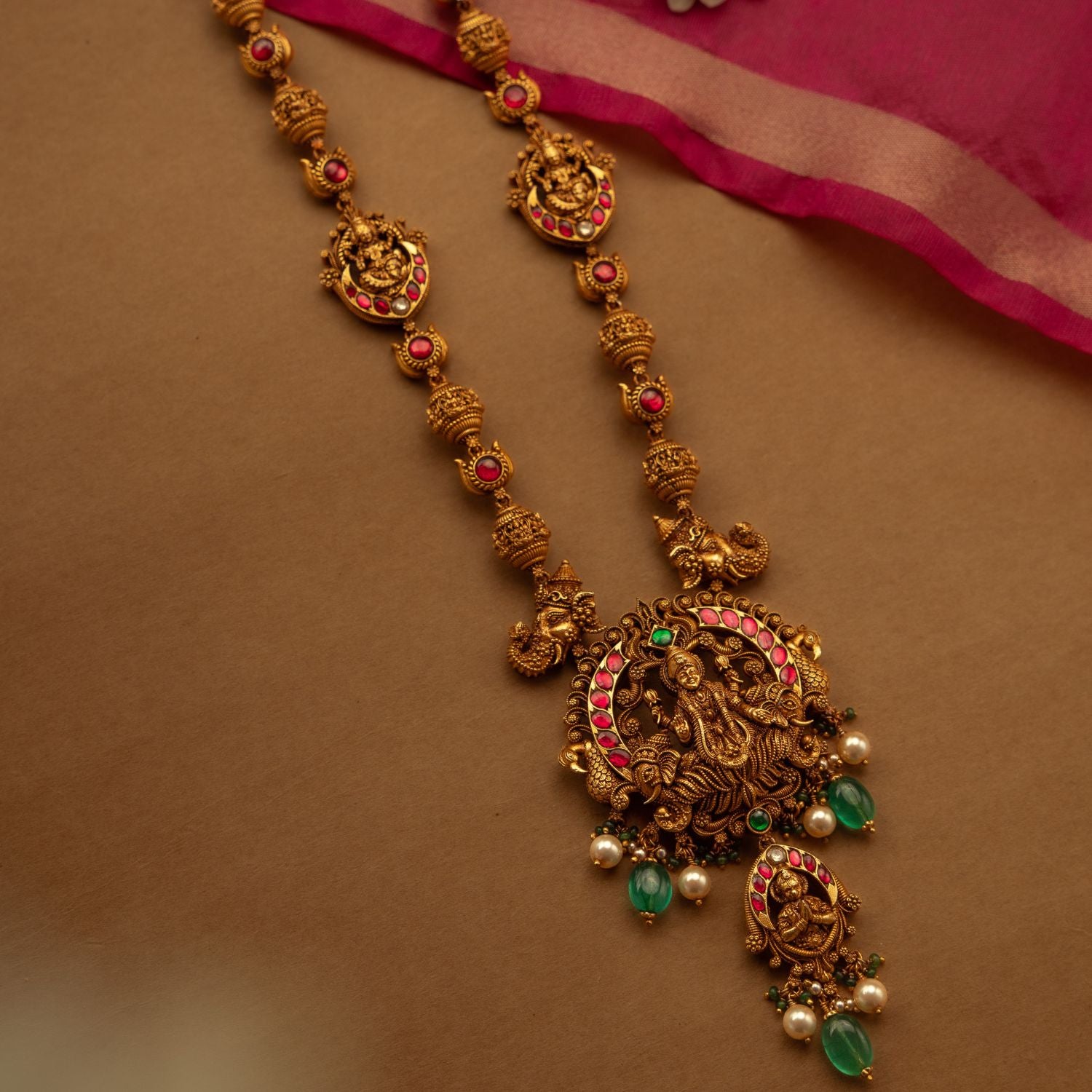 Traditional-silver-jewellery-necklace-Chennai.jpg