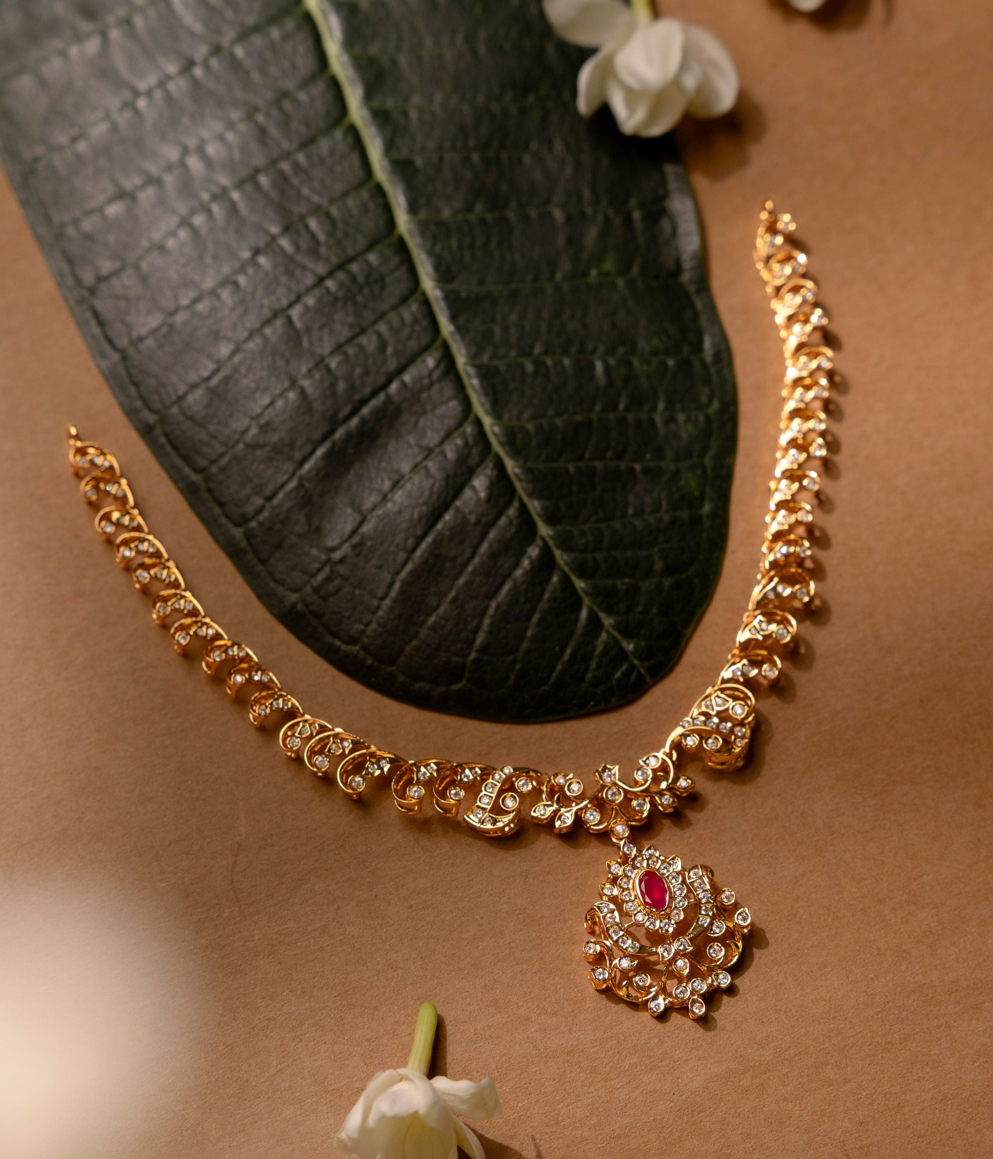 Handcrafted-silver-jewellery-necklace-Chennai.jpg